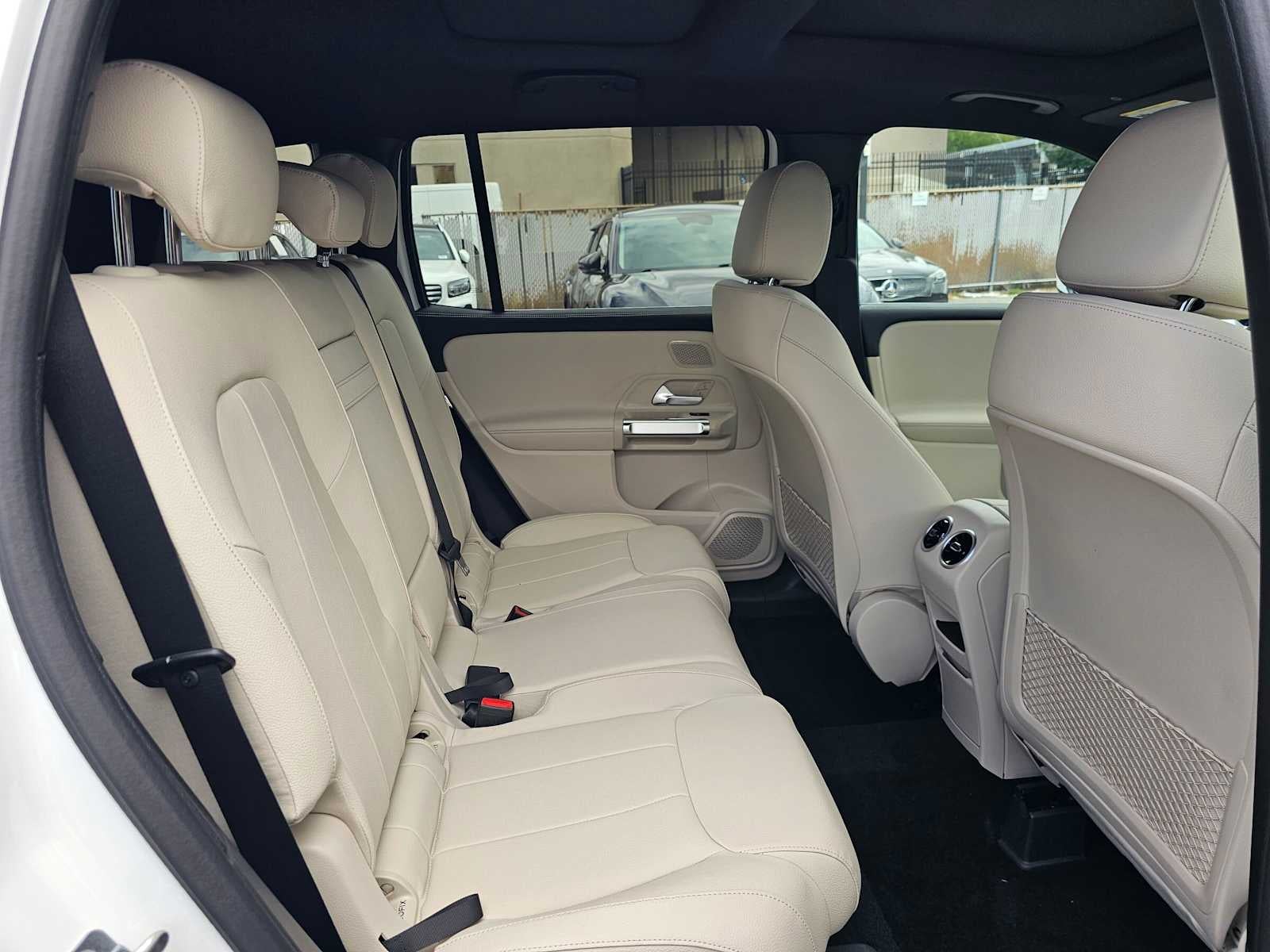 2026 Mercedes-Benz GLB 250 SUV