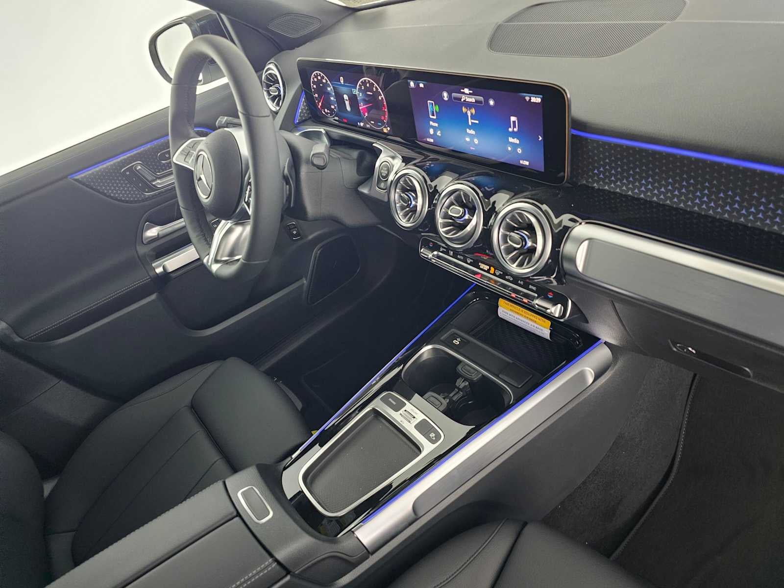 2026 Mercedes-Benz GLB 250 SUV
