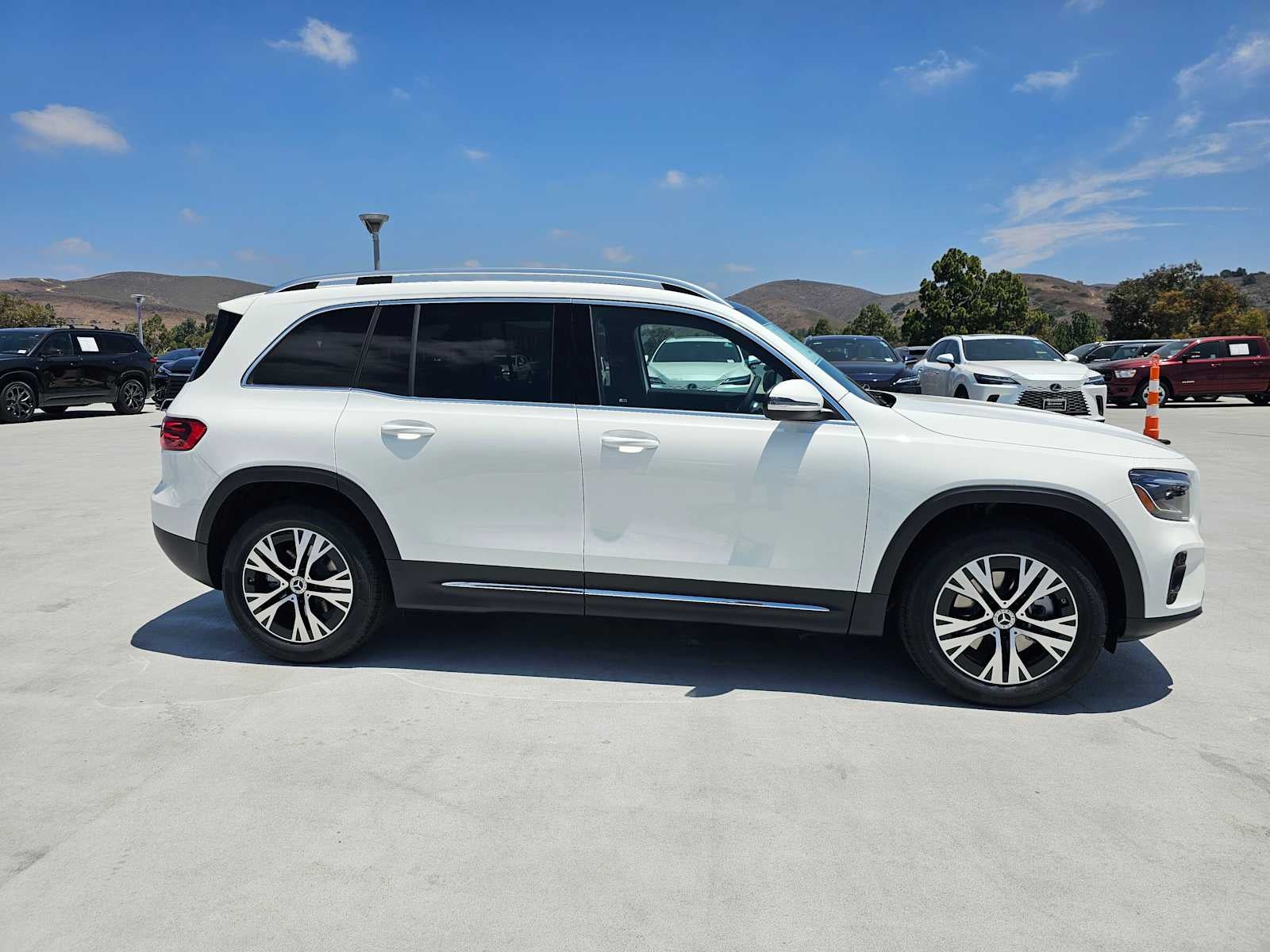2026 Mercedes-Benz GLB 250 SUV
