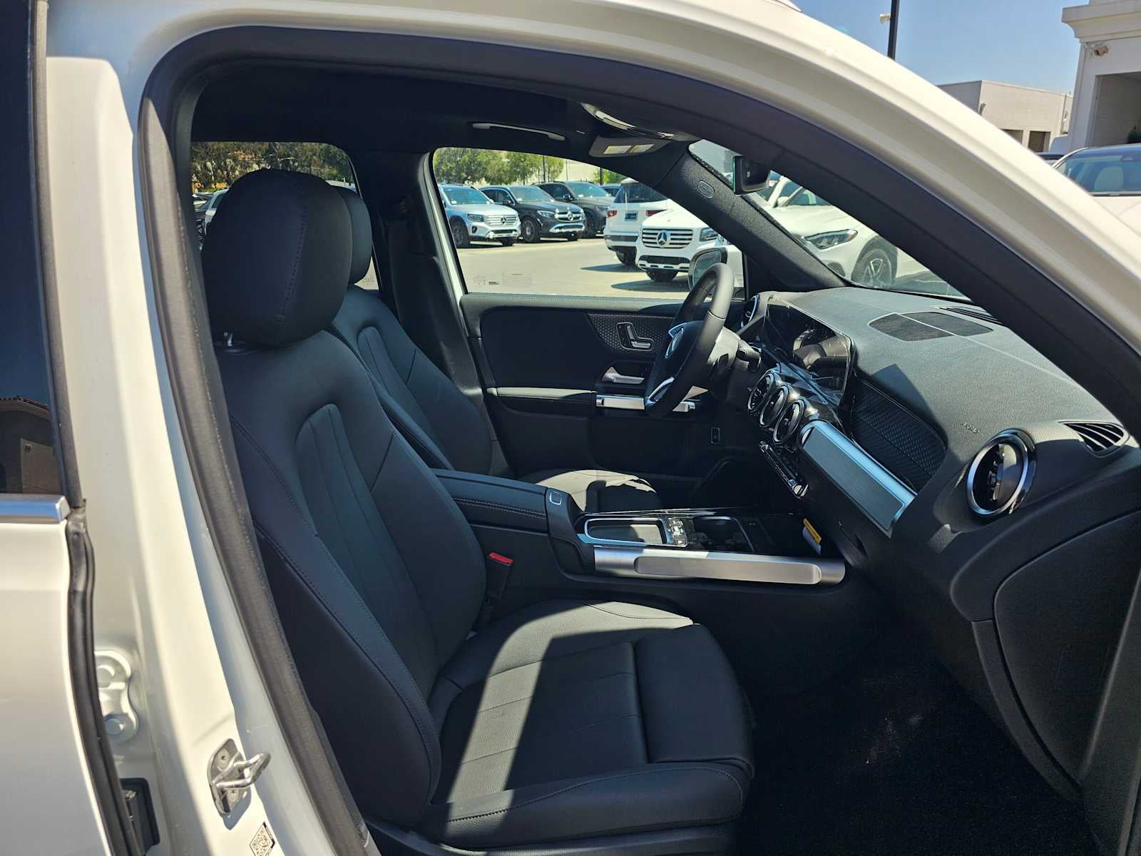 2026 Mercedes-Benz GLB 250 SUV