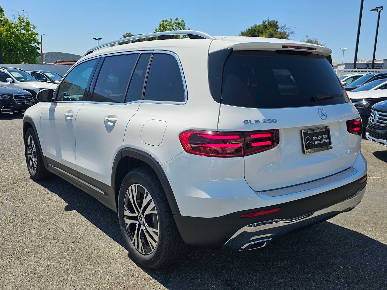 2026 Mercedes-Benz GLB 250 SUV