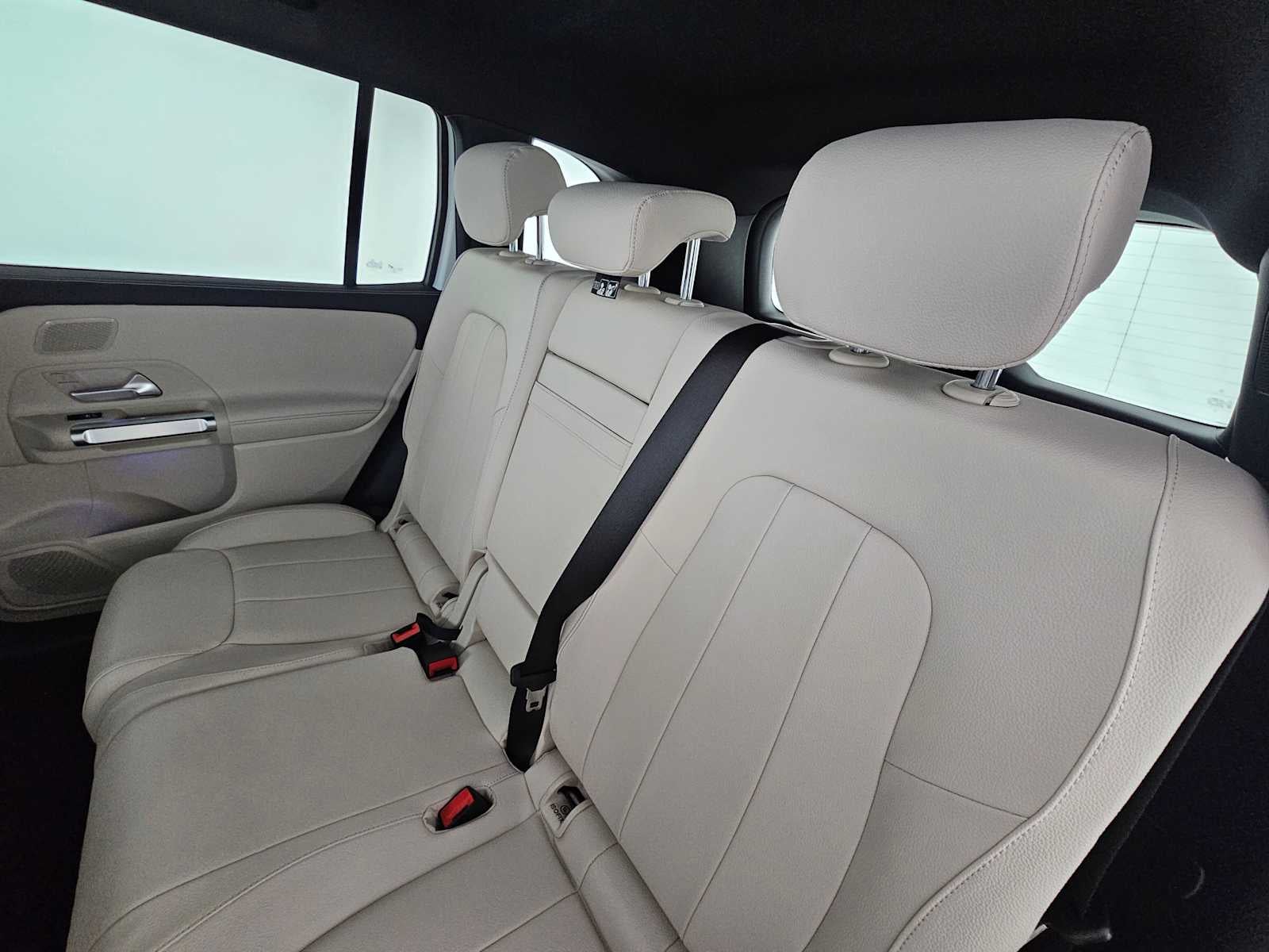 2026 Mercedes-Benz GLB 250 4MATIC® SUV
