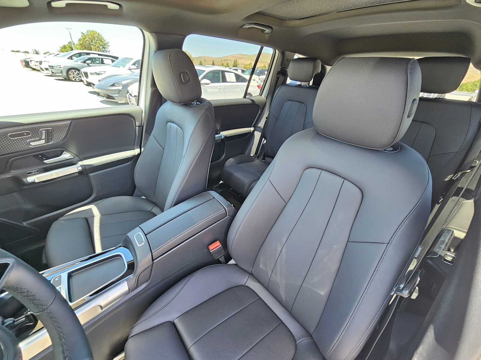 2026 Mercedes-Benz GLB 250 4MATIC® SUV