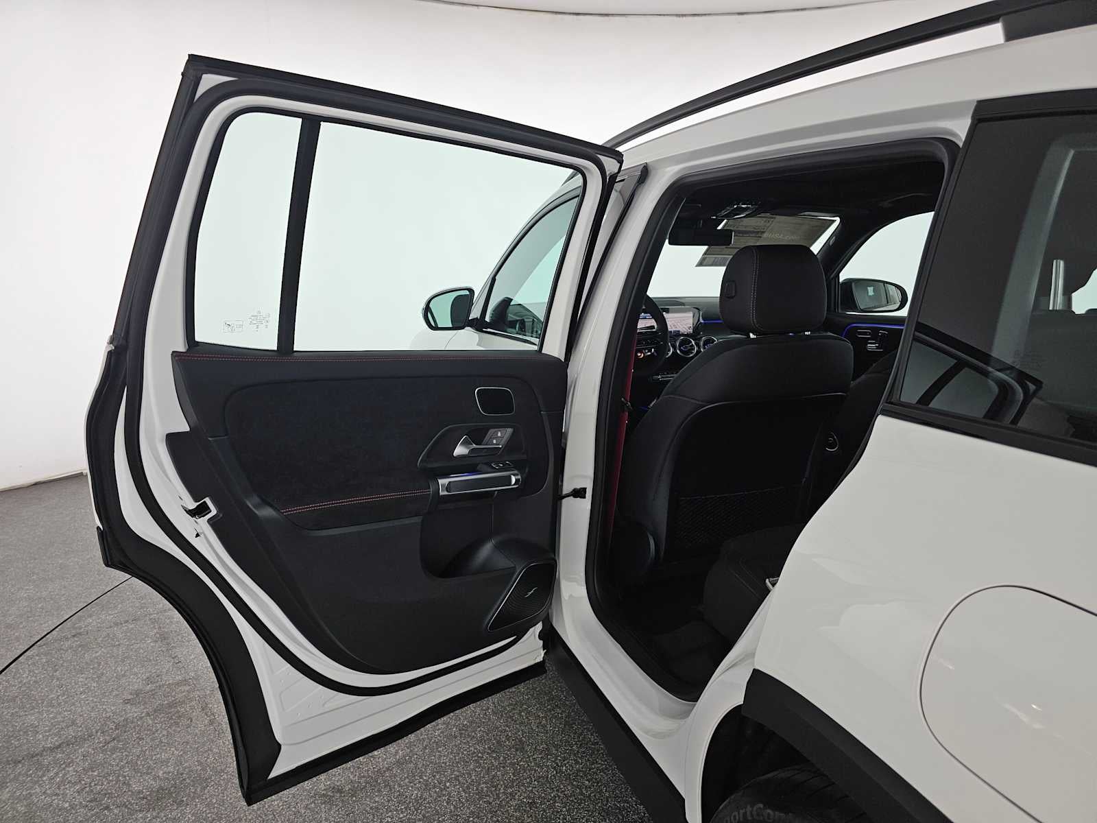 2026 Mercedes-Benz GLB AMG® GLB 35