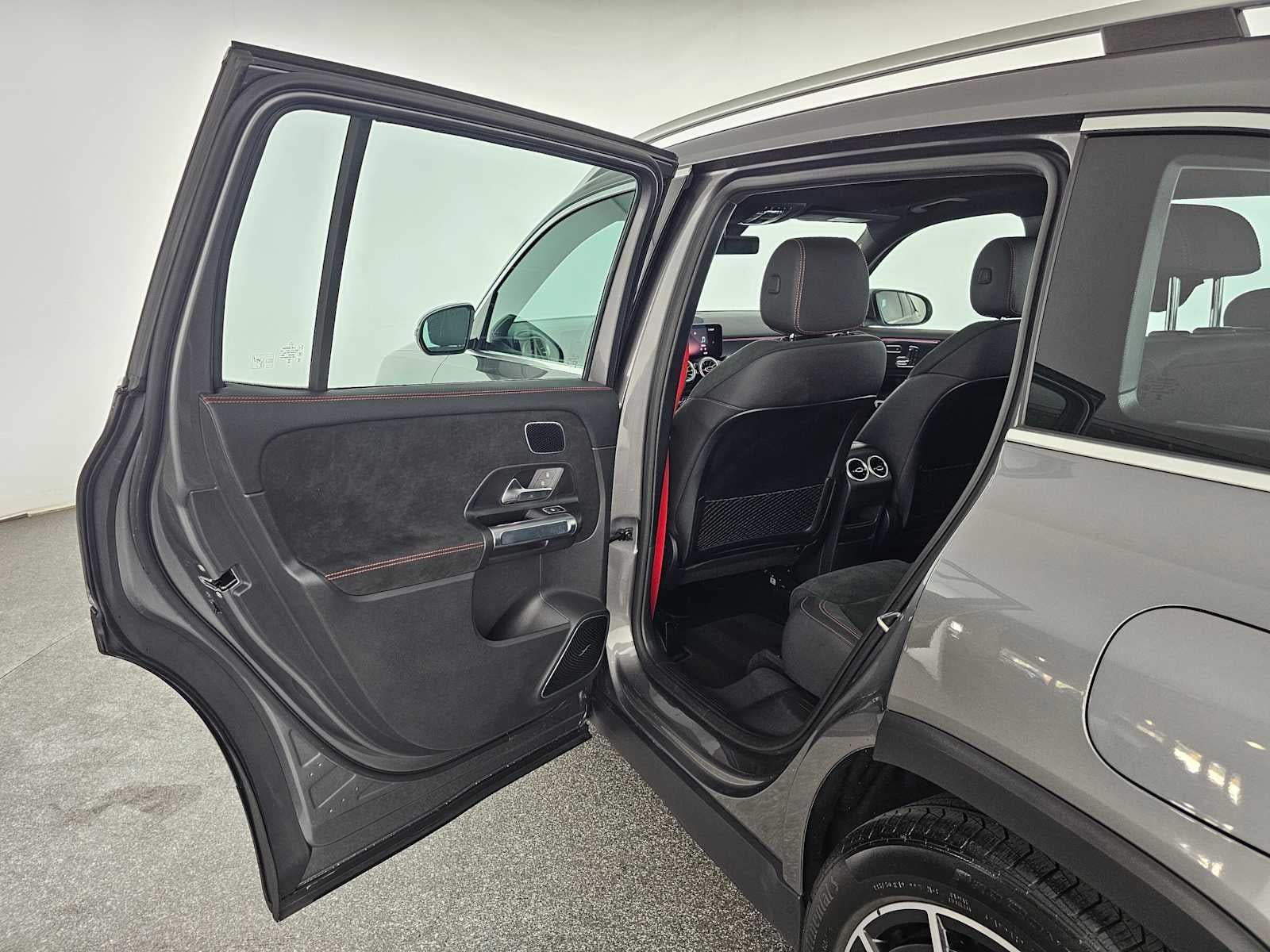 2025 Mercedes-Benz GLB AMG® GLB 35