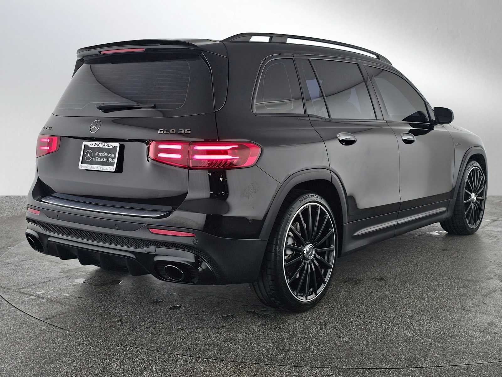 2025 Mercedes-Benz GLB AMG® GLB 35