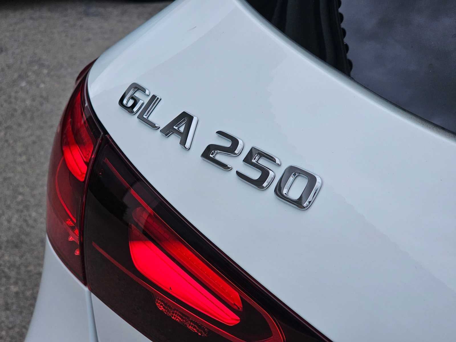 2026 Mercedes-Benz GLA 250 SUV