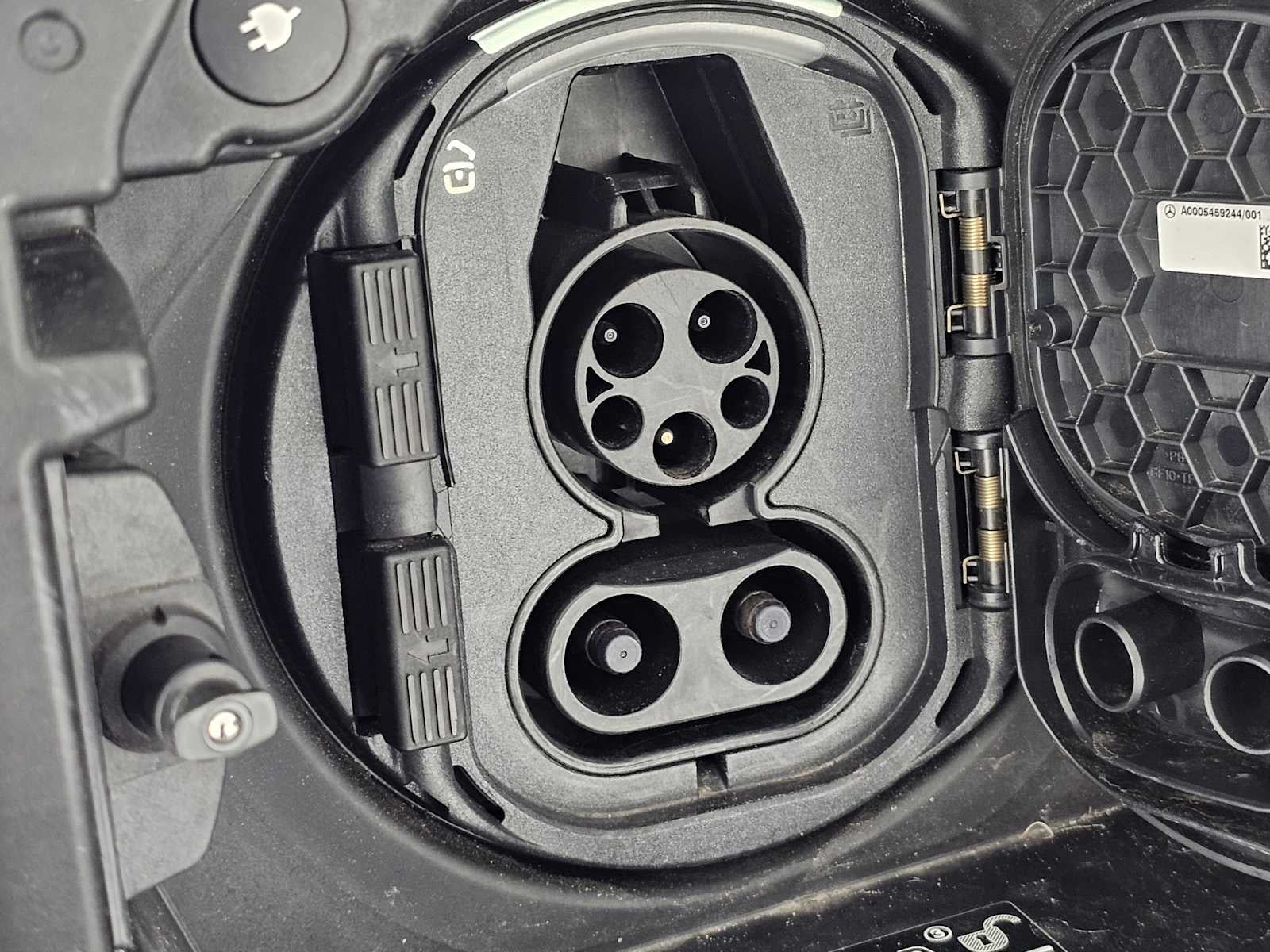 2023 Mercedes-Benz EQB EQB 300