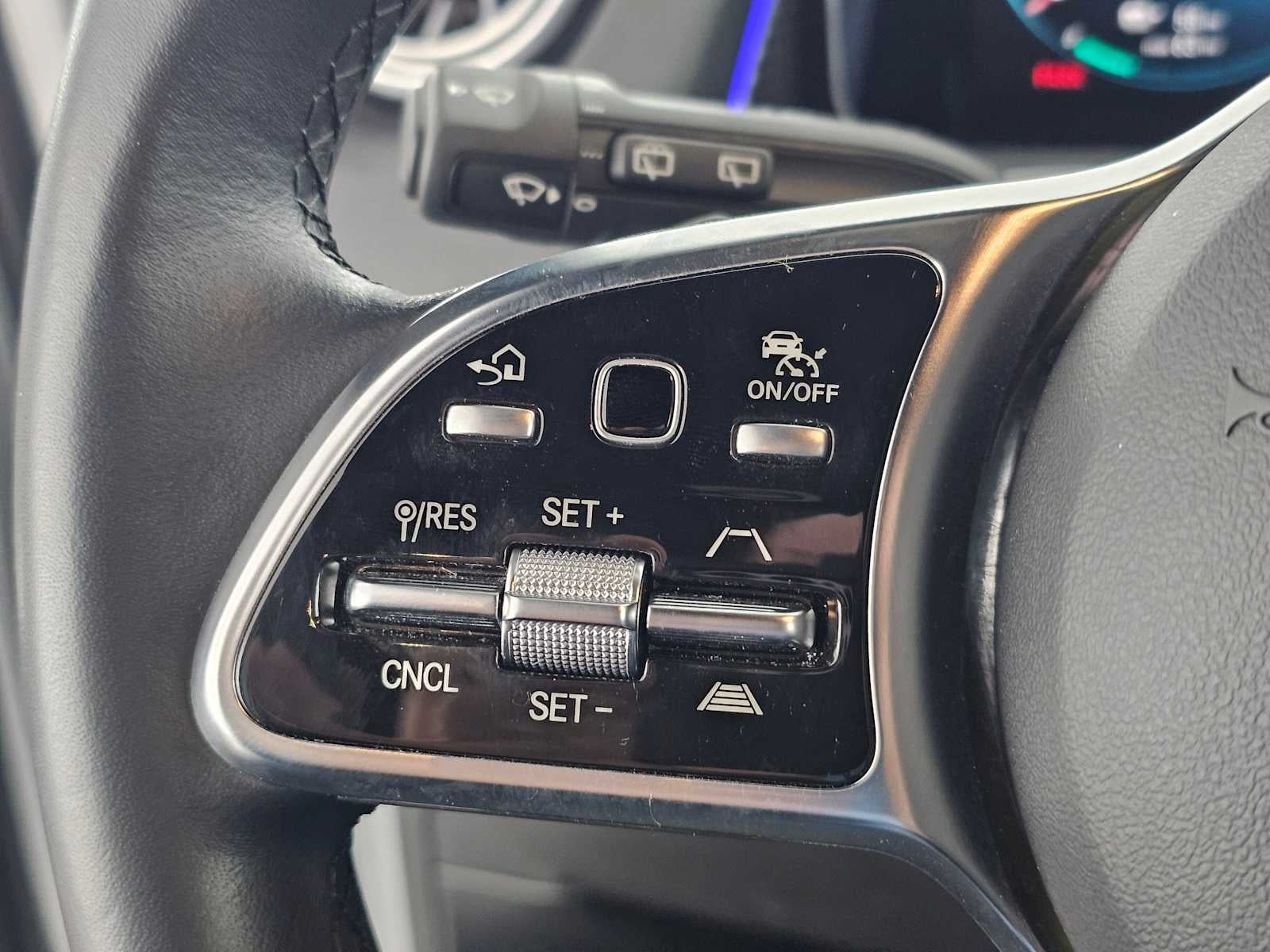 2023 Mercedes-Benz EQB EQB 300