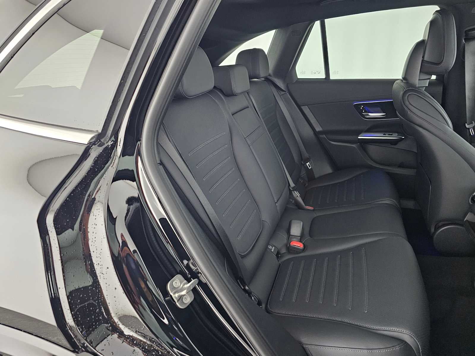2026 Mercedes-Benz GLC 300 SUV