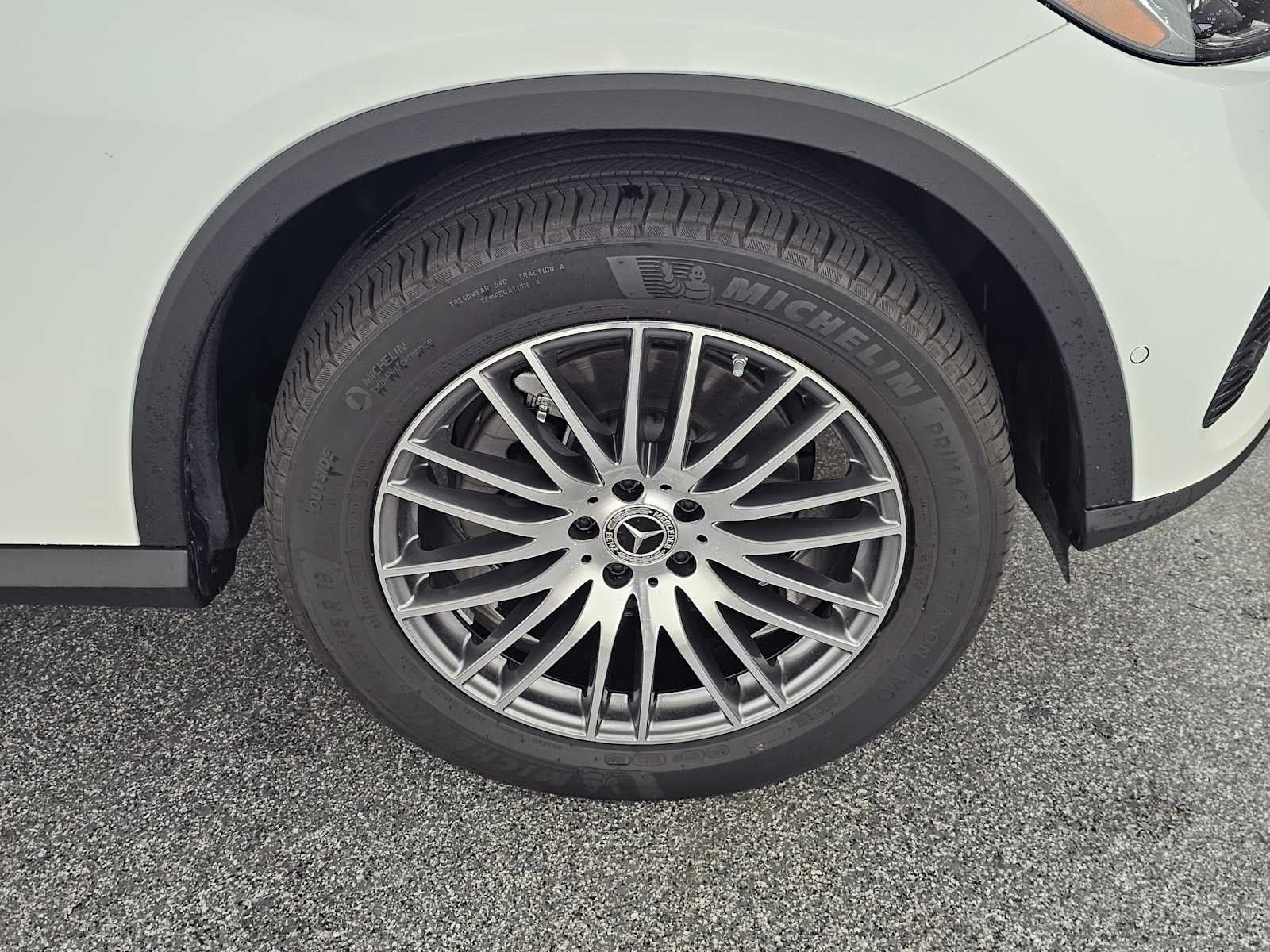 2026 Mercedes-Benz GLC 300 SUV