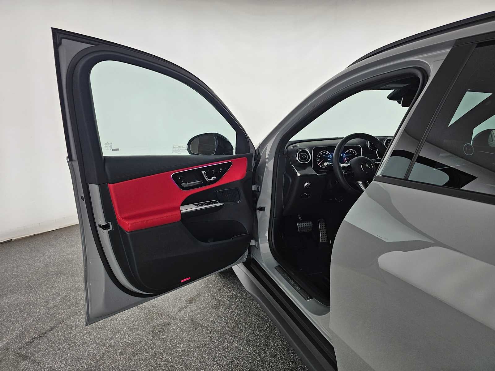 2026 Mercedes-Benz GLC 300 SUV