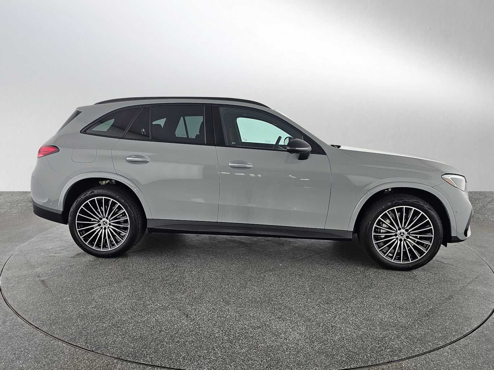 2026 Mercedes-Benz GLC 300 SUV