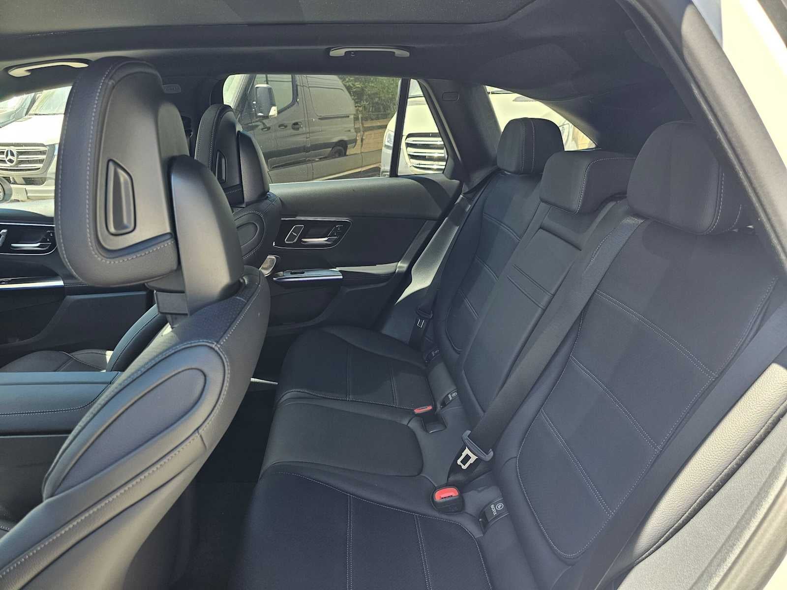 2027 Mercedes-Benz GLC 300 SUV