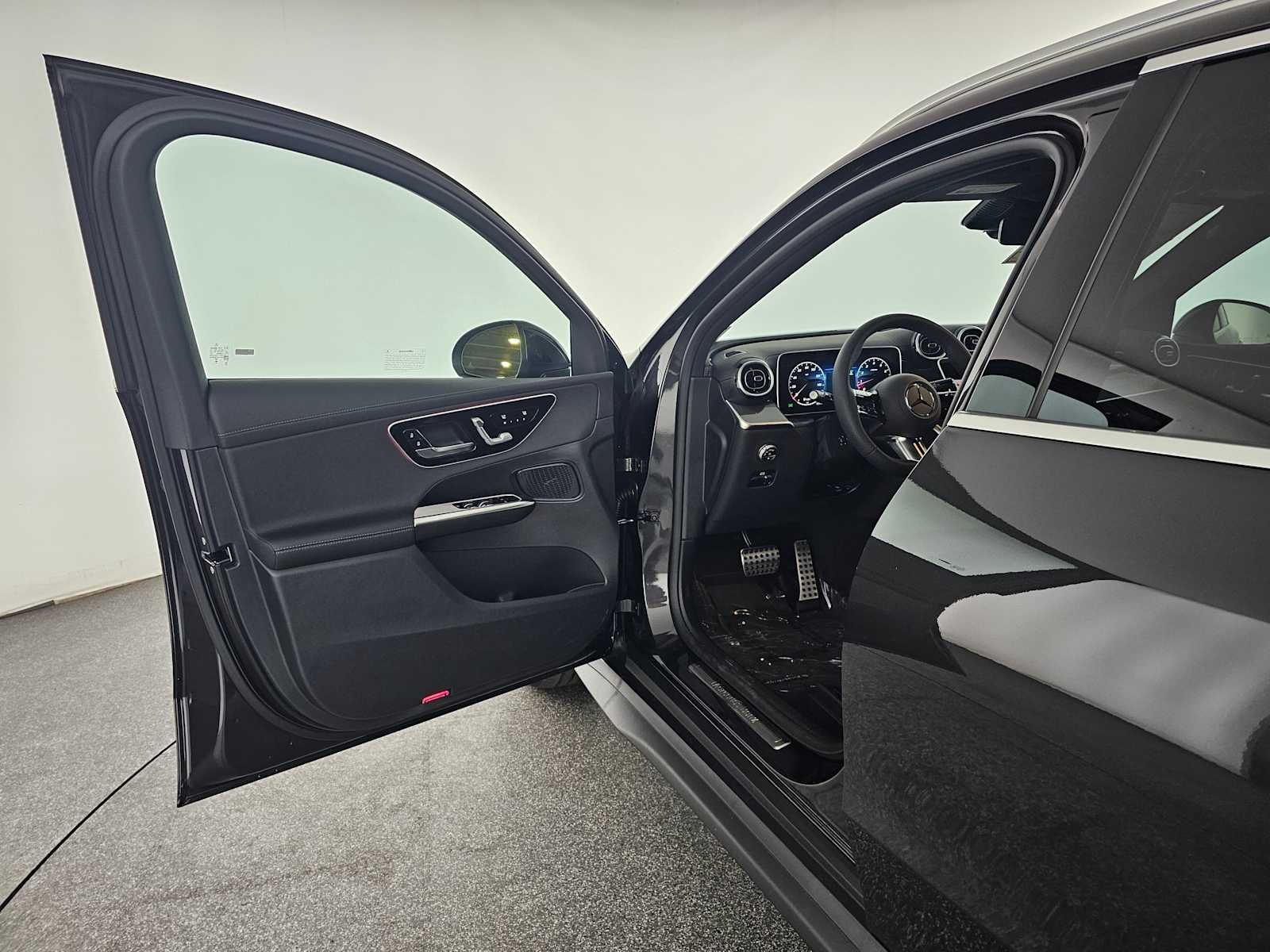 2026 Mercedes-Benz GLC 300 SUV