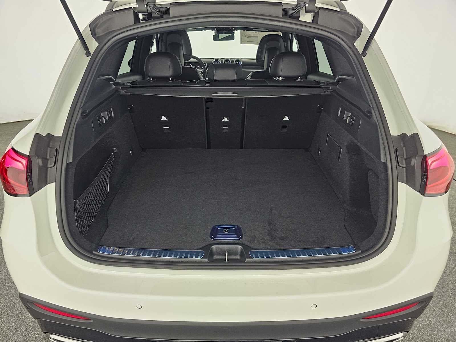 2027 Mercedes-Benz GLC 300 SUV