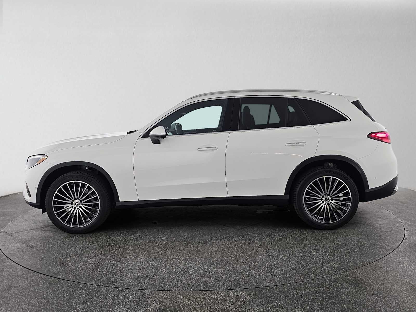 2027 Mercedes-Benz GLC 300 SUV