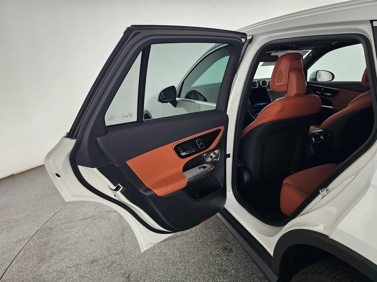 2027 Mercedes-Benz GLC 300 SUV