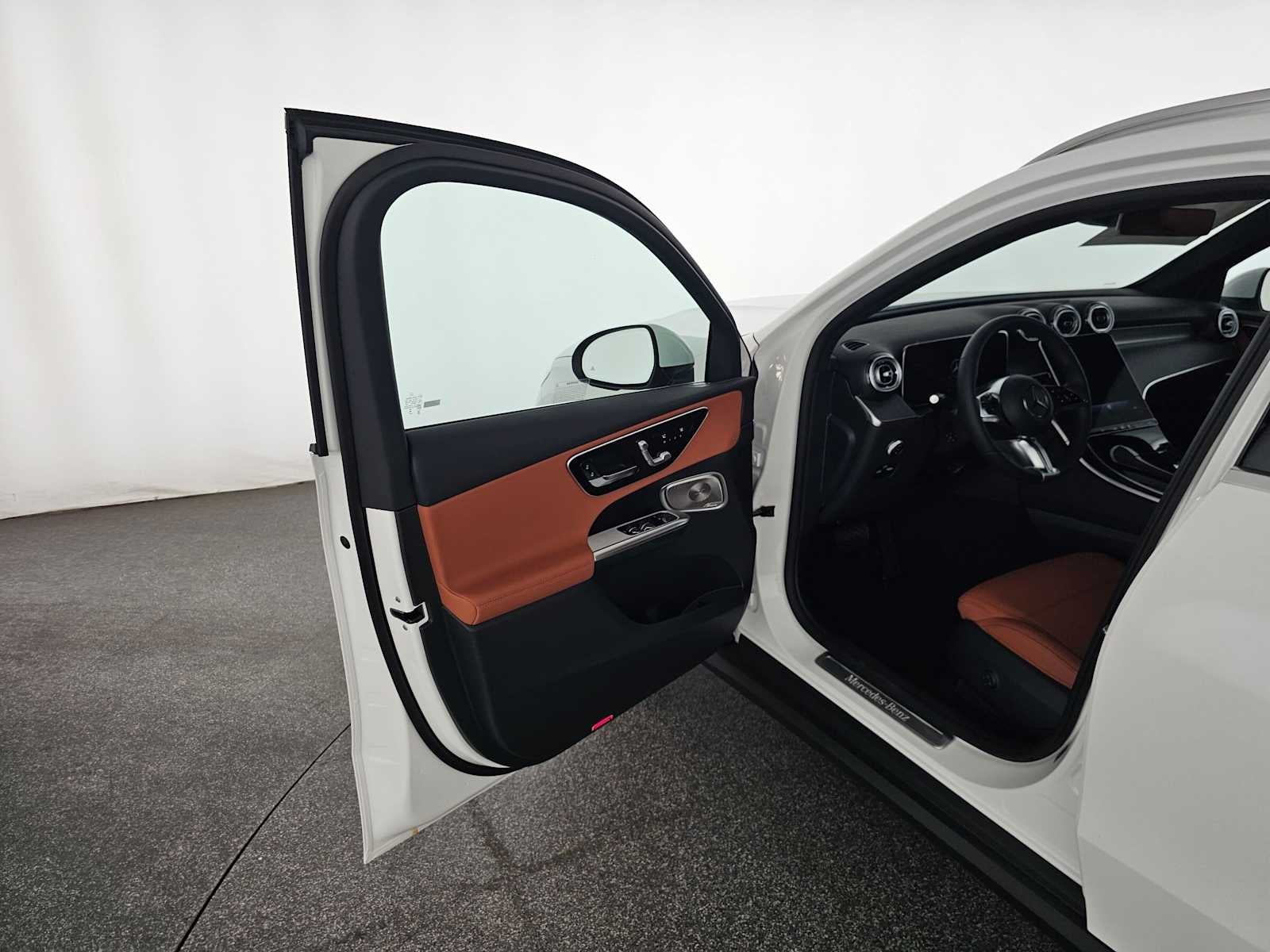 2027 Mercedes-Benz GLC 300 SUV