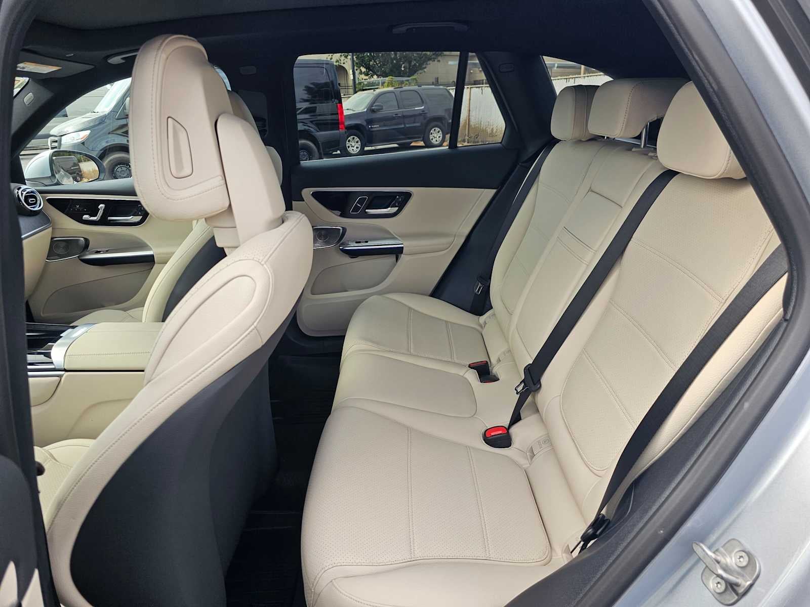 2027 Mercedes-Benz GLC 300 SUV