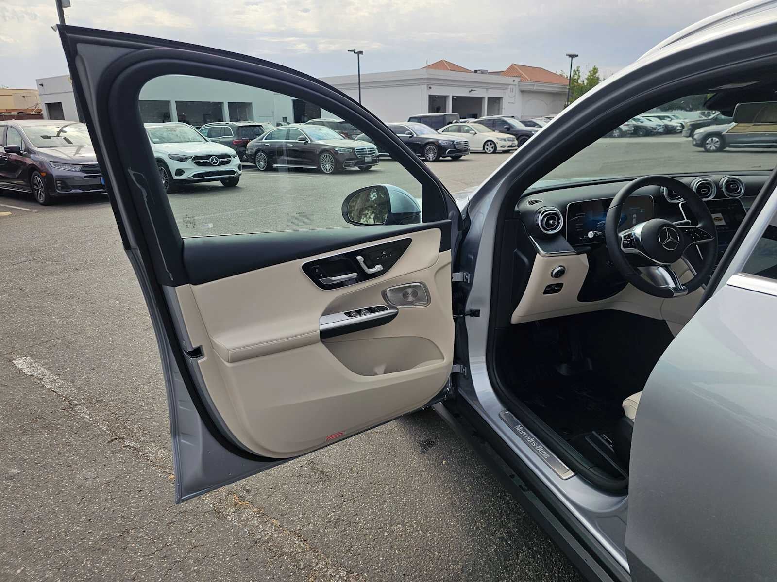 2027 Mercedes-Benz GLC 300 SUV