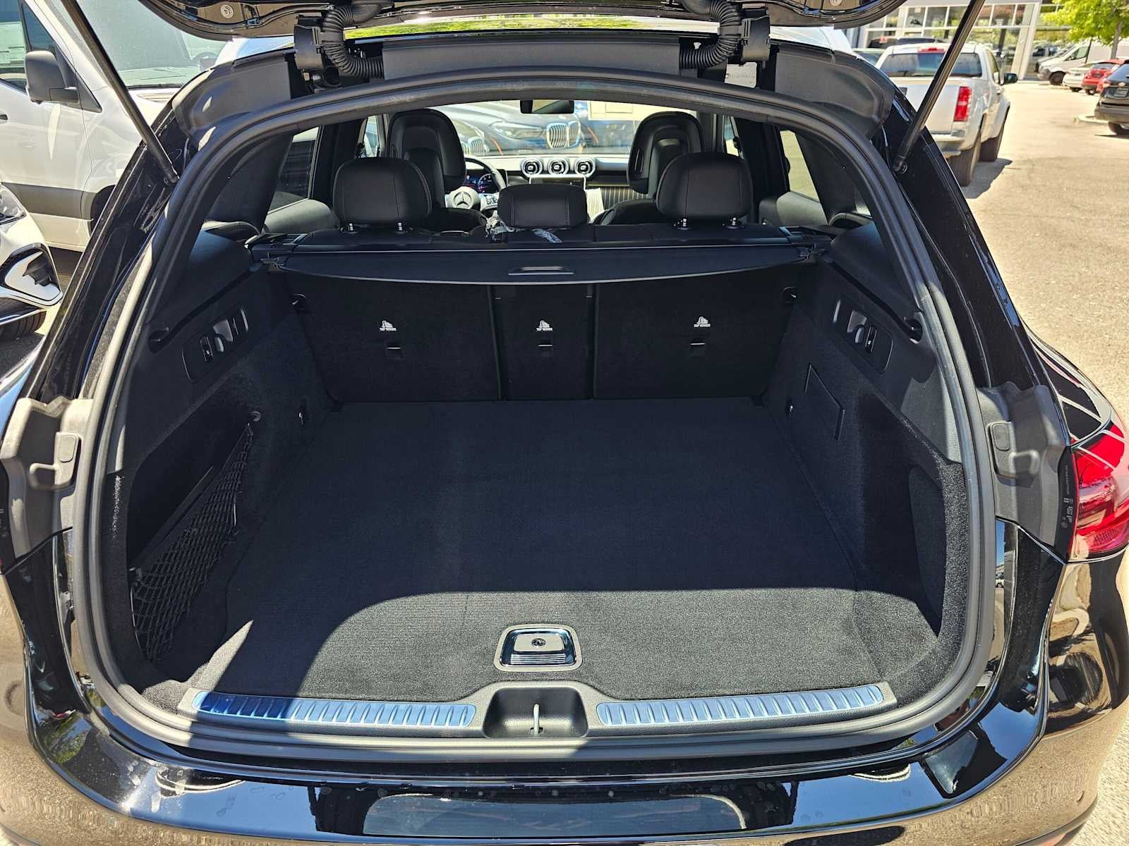 2026 Mercedes-Benz GLC 300 SUV