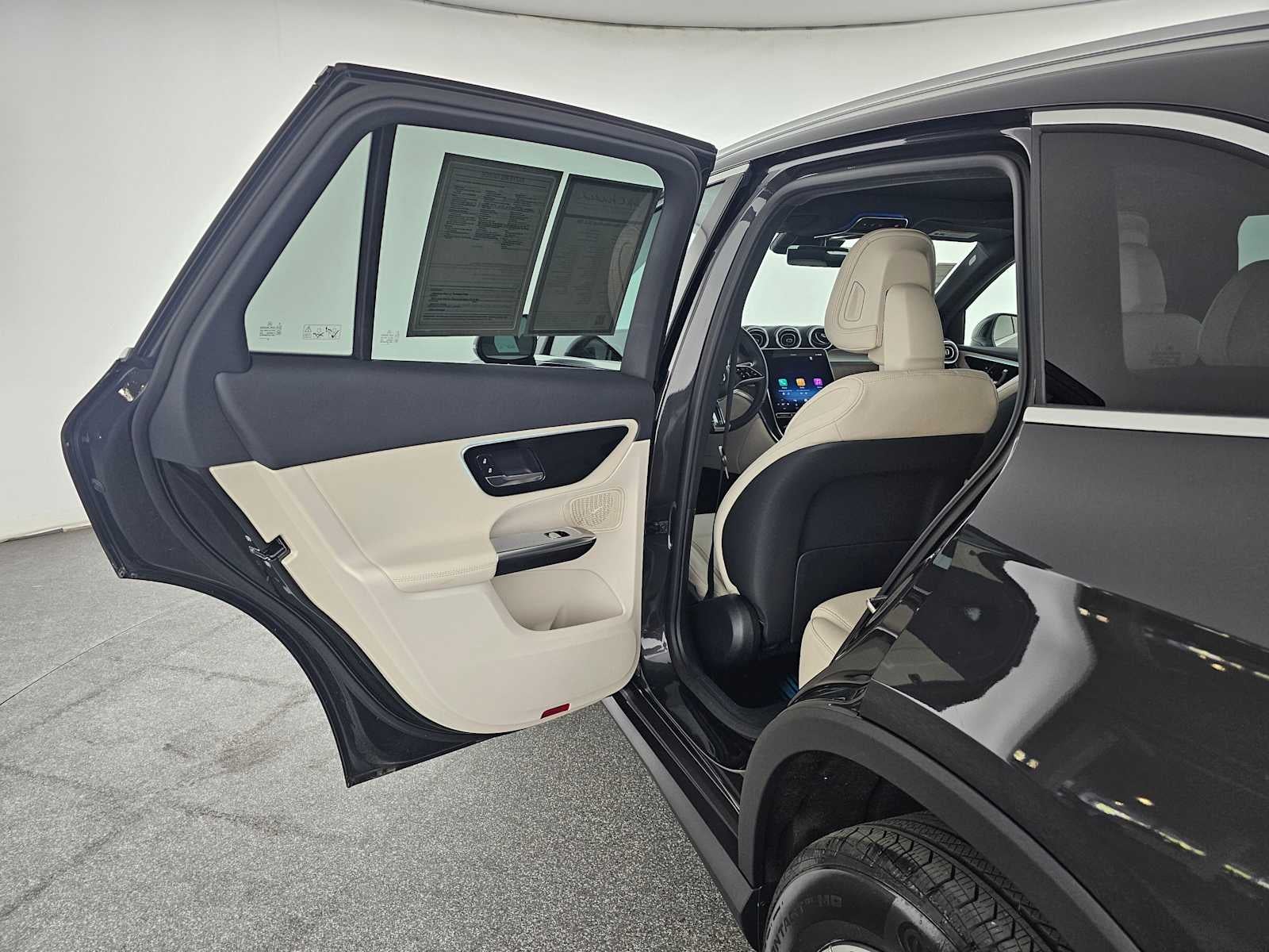 2026 Mercedes-Benz GLC 300 SUV