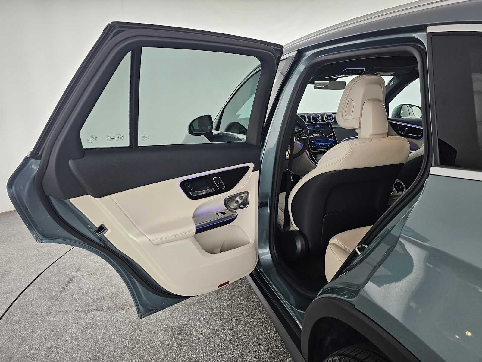 2026 Mercedes-Benz GLC 300 SUV