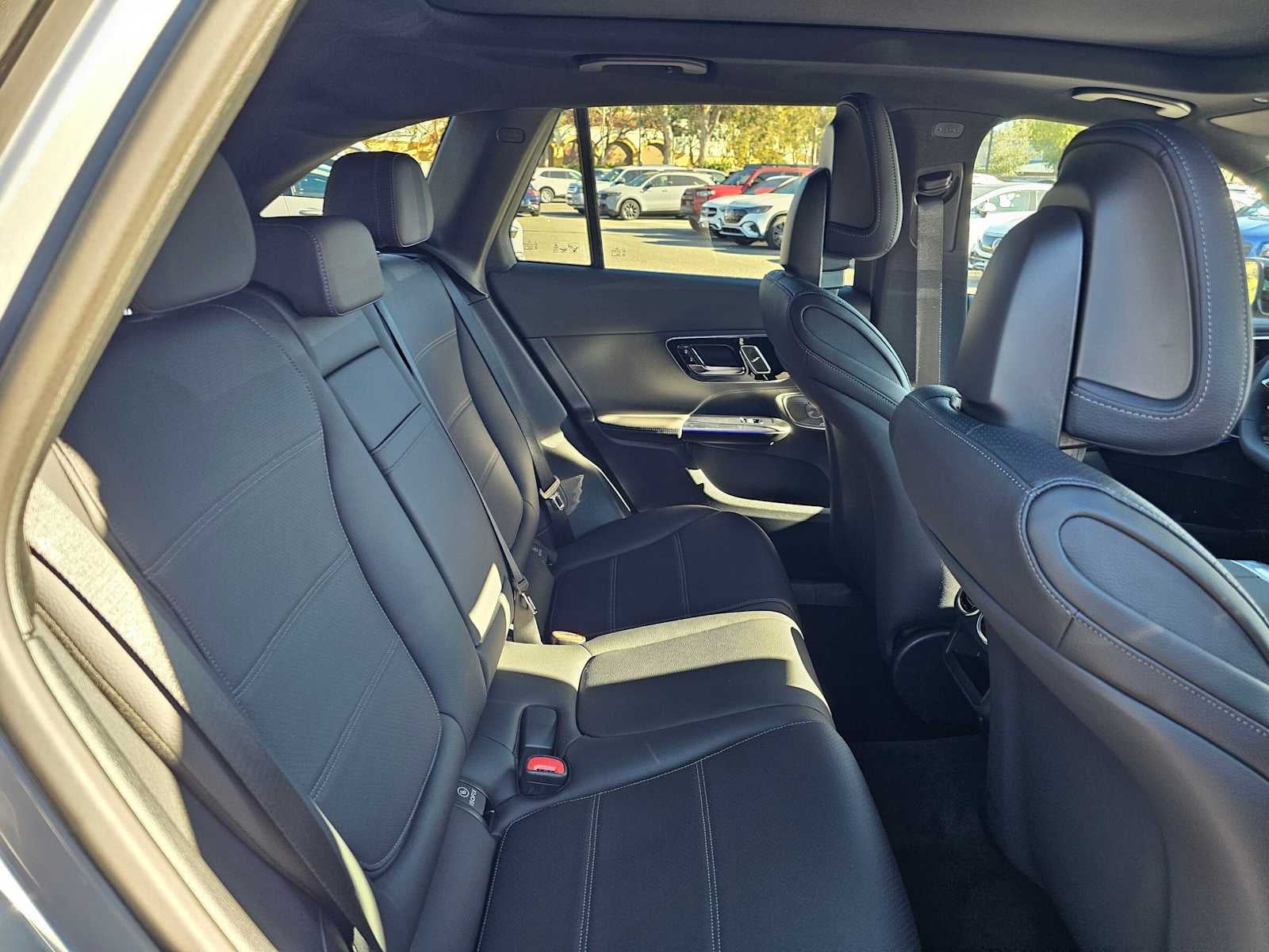 2027 Mercedes-Benz GLC 300 SUV
