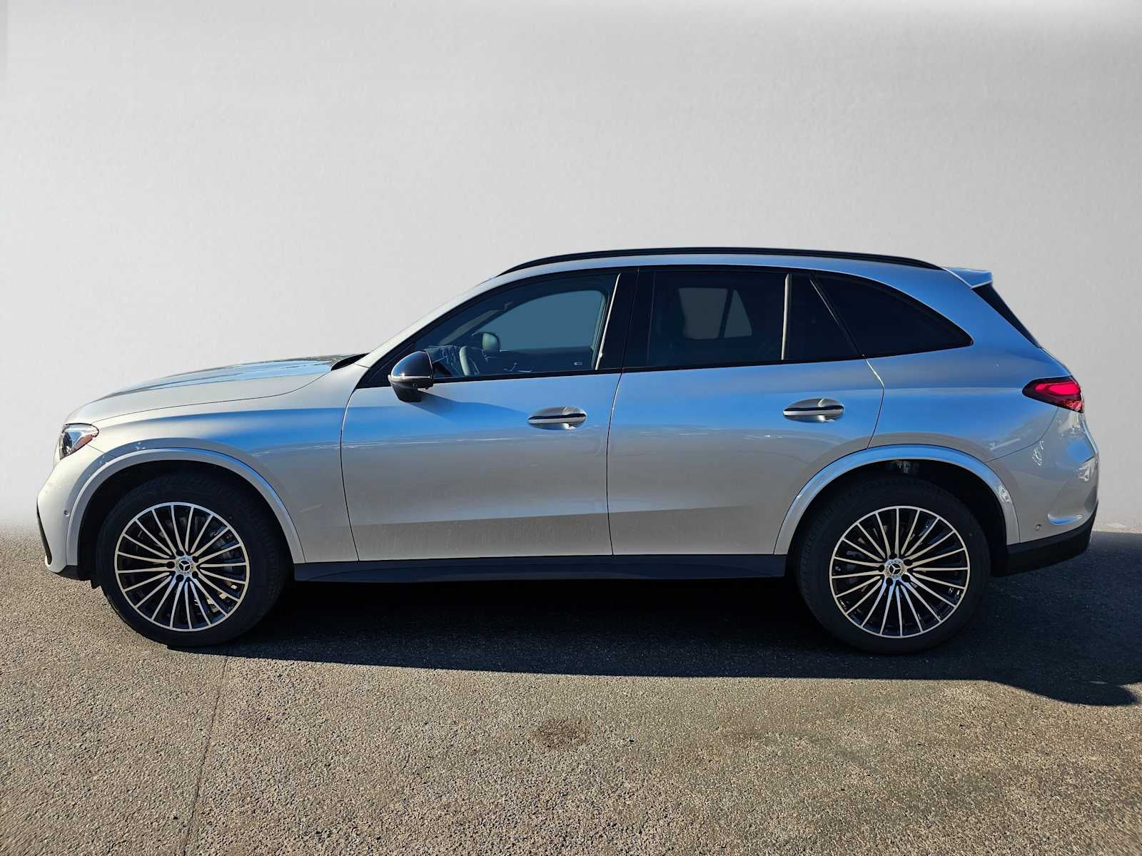 2027 Mercedes-Benz GLC 300 SUV