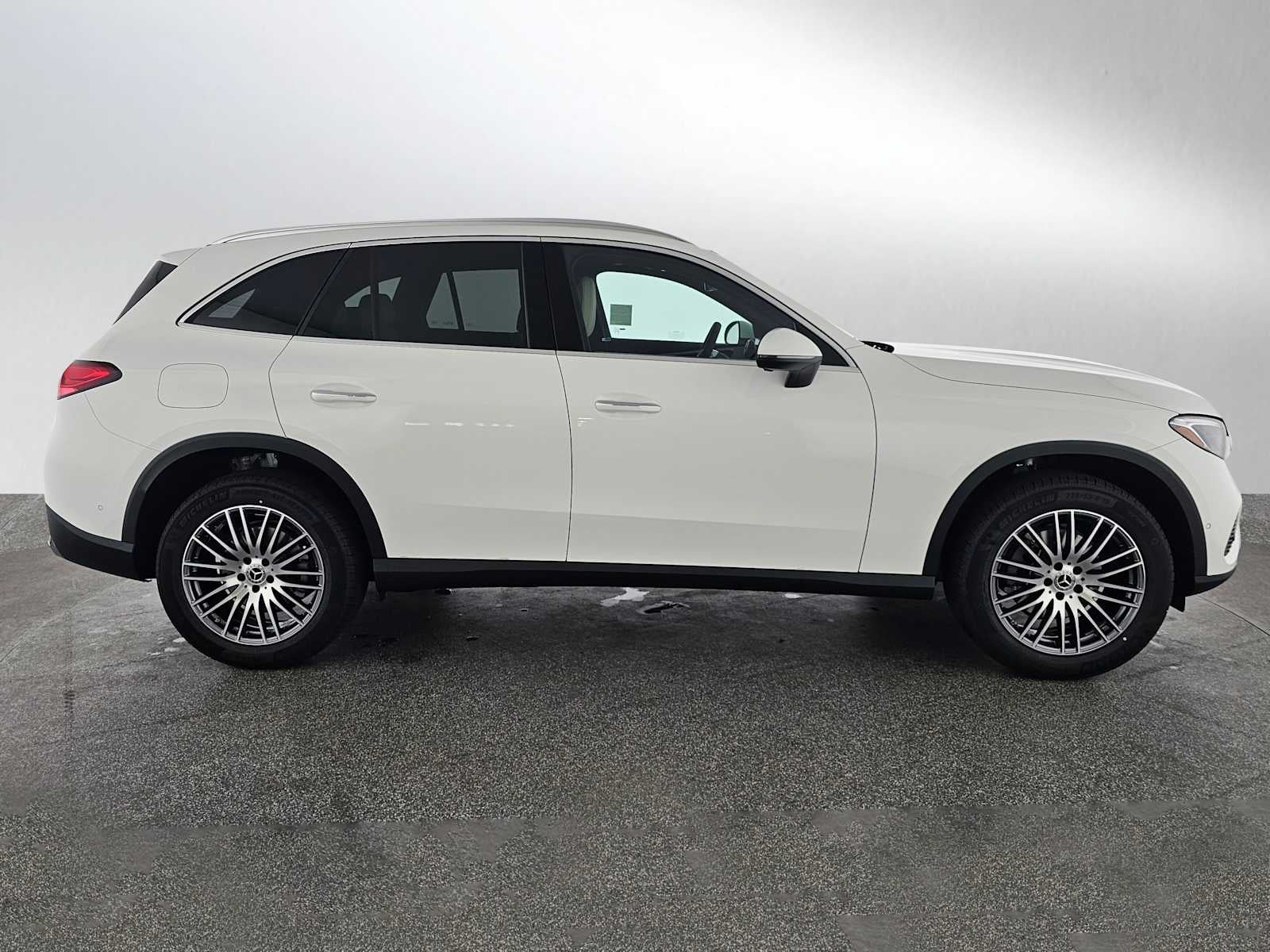 2026 Mercedes-Benz GLC 300 SUV