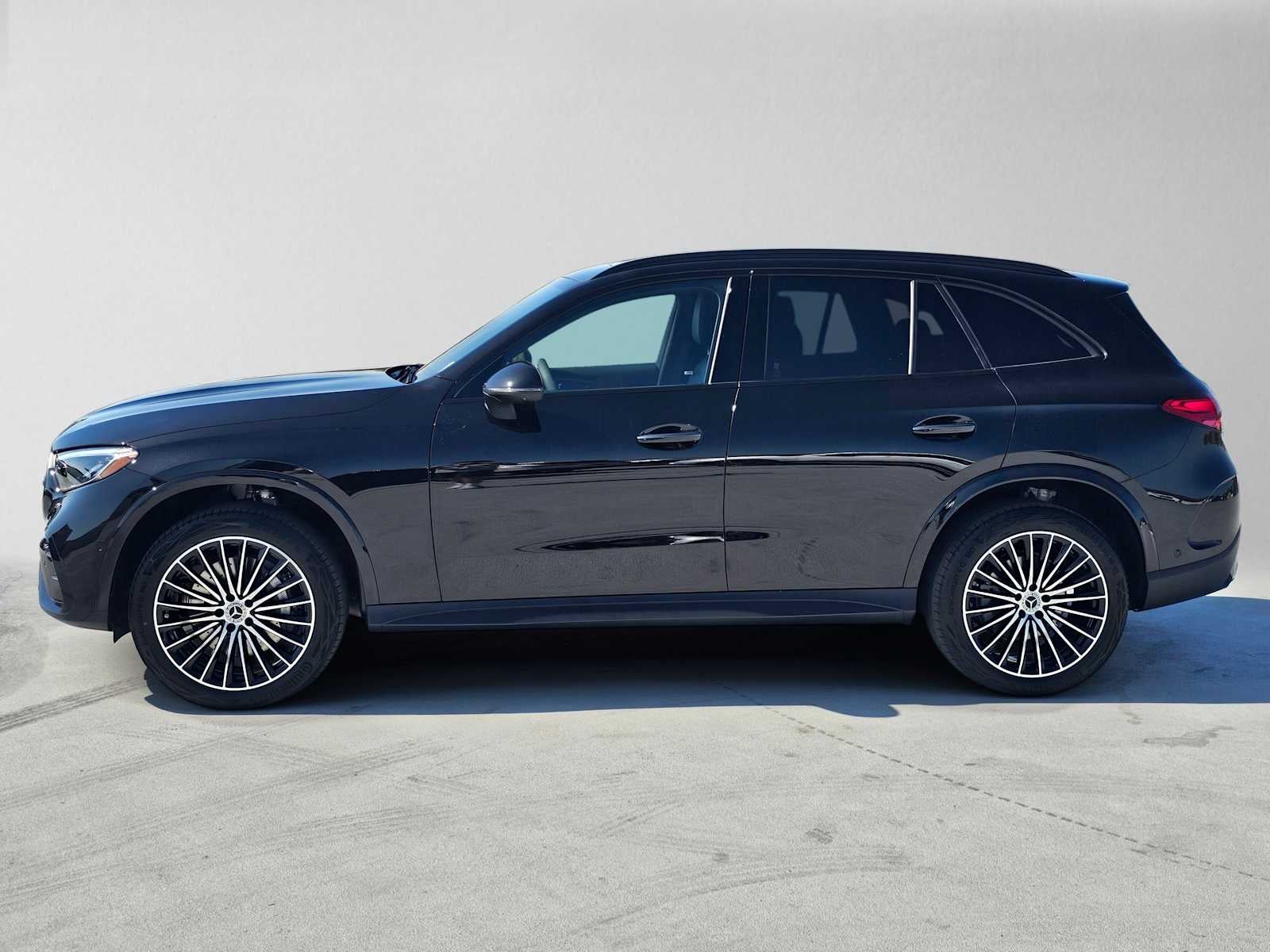 2027 Mercedes-Benz GLC 300 SUV