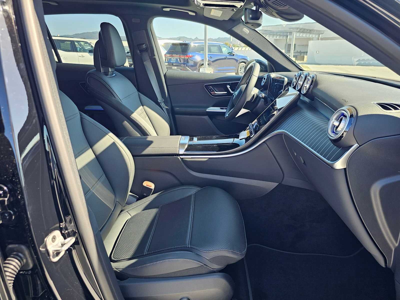 2027 Mercedes-Benz GLC 300 SUV