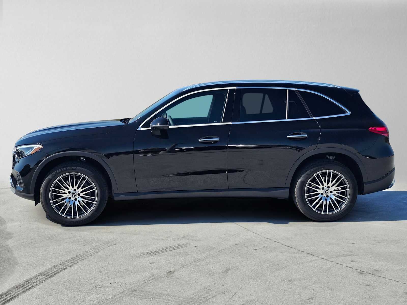 2027 Mercedes-Benz GLC 300 SUV