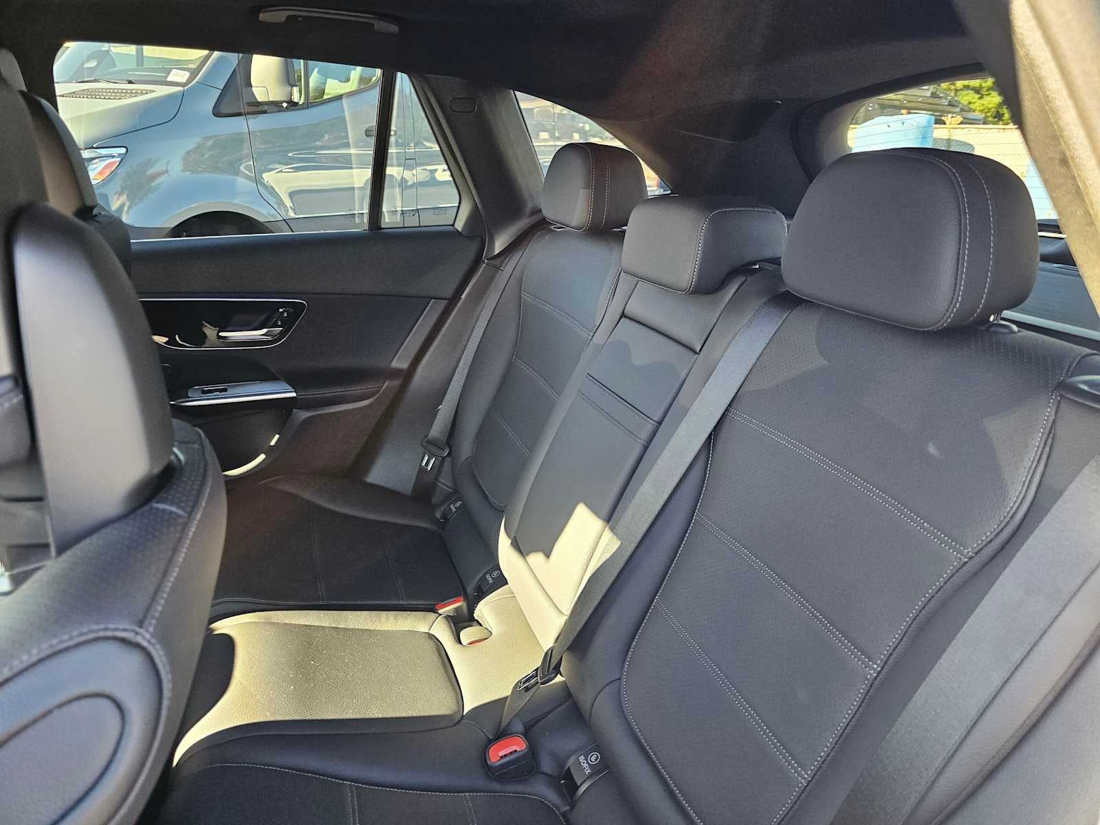 2027 Mercedes-Benz GLC 300 SUV