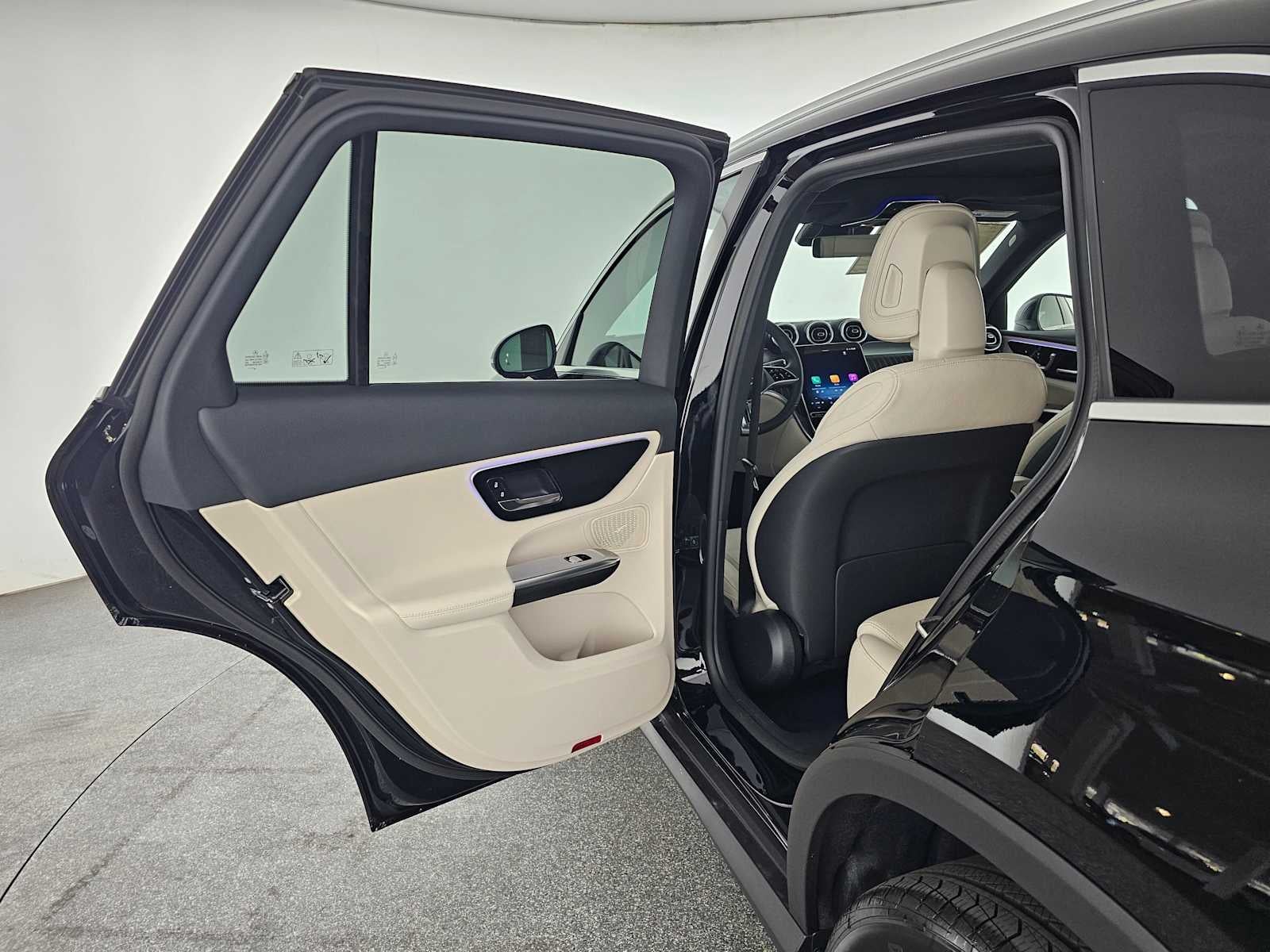 2026 Mercedes-Benz GLC 300 SUV