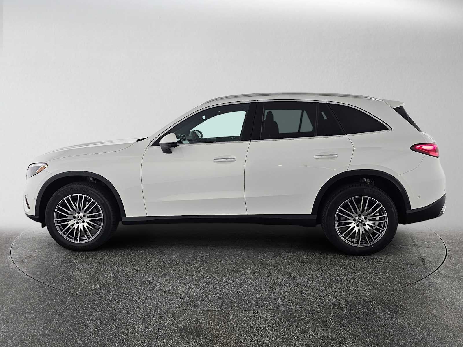 2027 Mercedes-Benz GLC 300 SUV