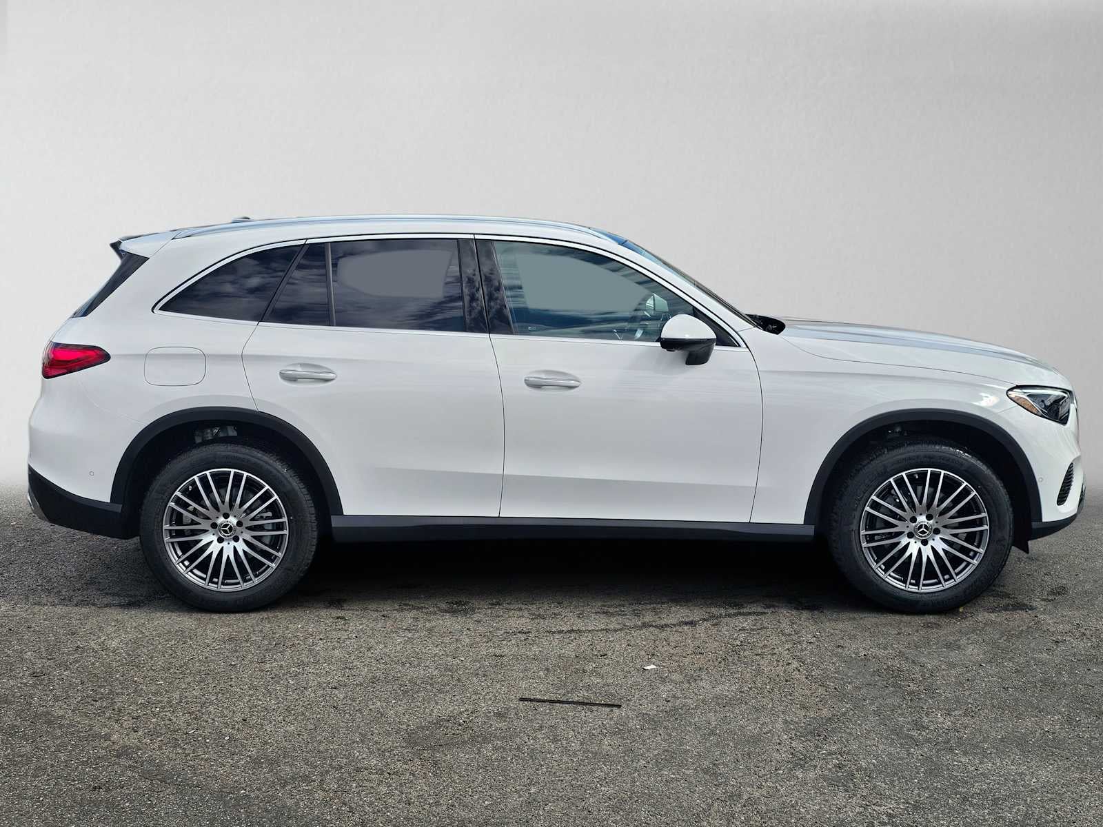 2027 Mercedes-Benz GLC 300 SUV