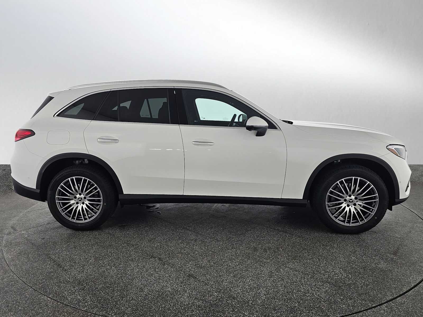 2026 Mercedes-Benz GLC 300 SUV