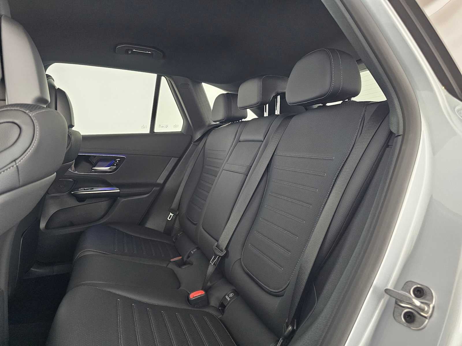 2026 Mercedes-Benz GLC 300 SUV