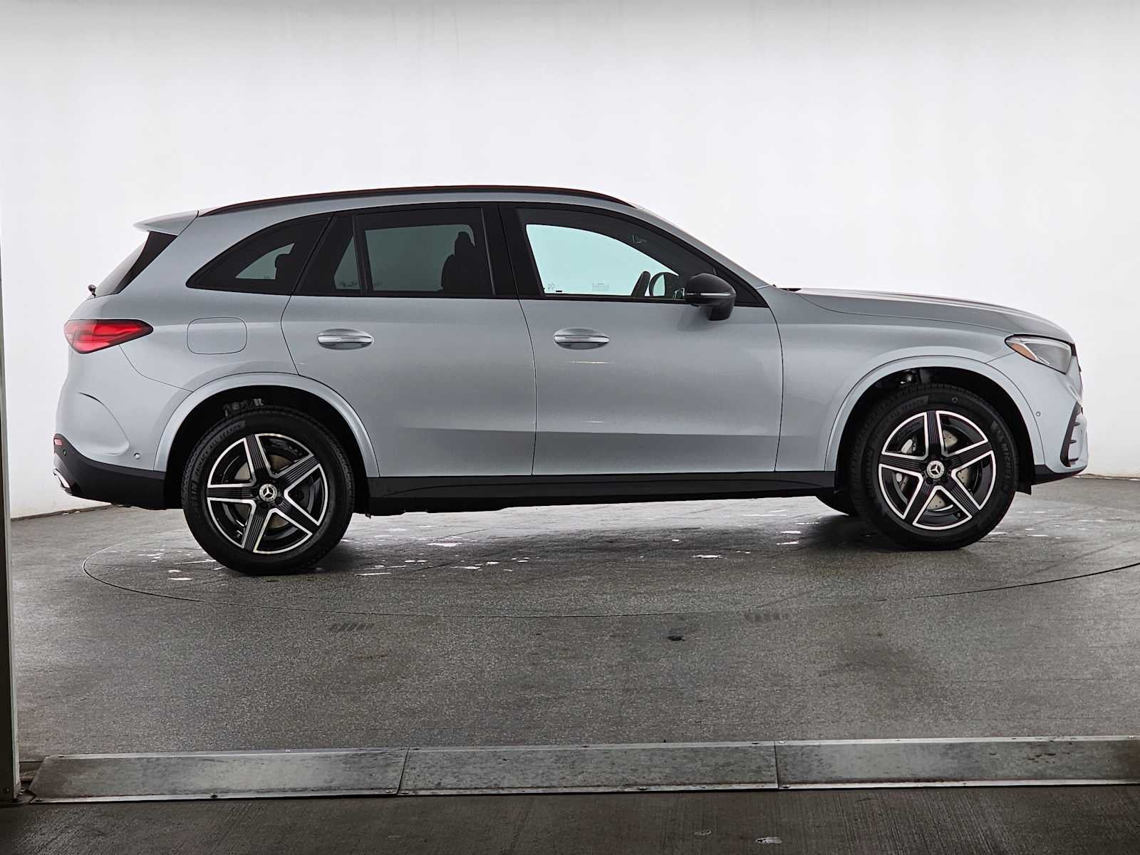 2026 Mercedes-Benz GLC 300 SUV