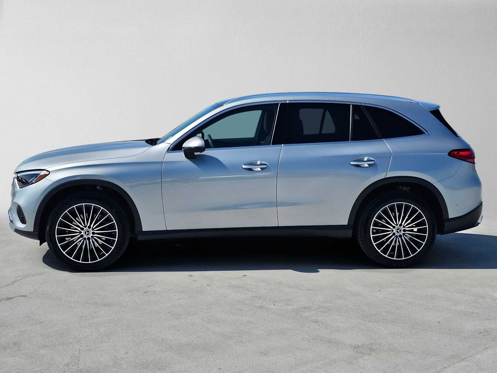2027 Mercedes-Benz GLC 300 SUV