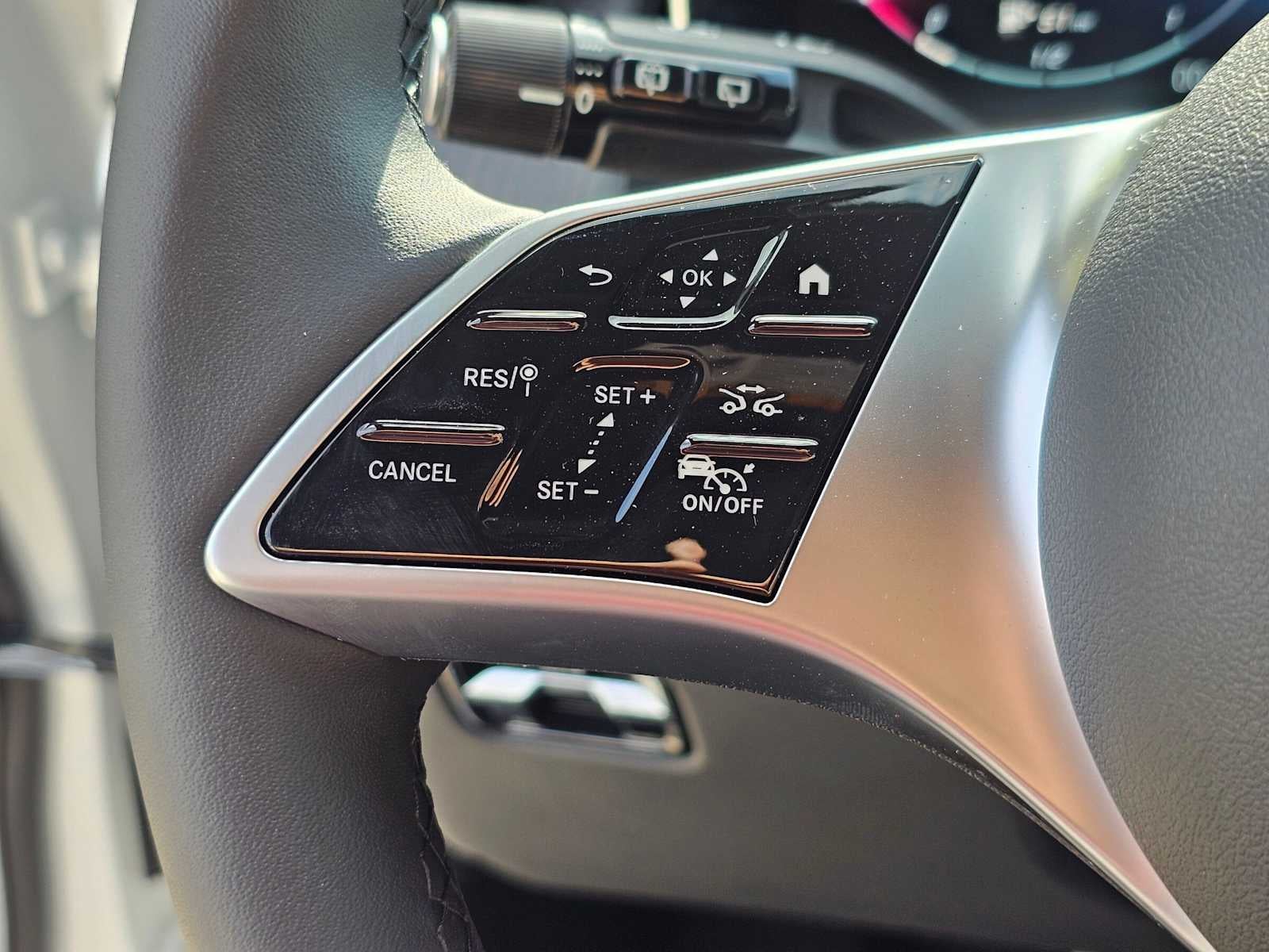 2027 Mercedes-Benz GLC 300 SUV