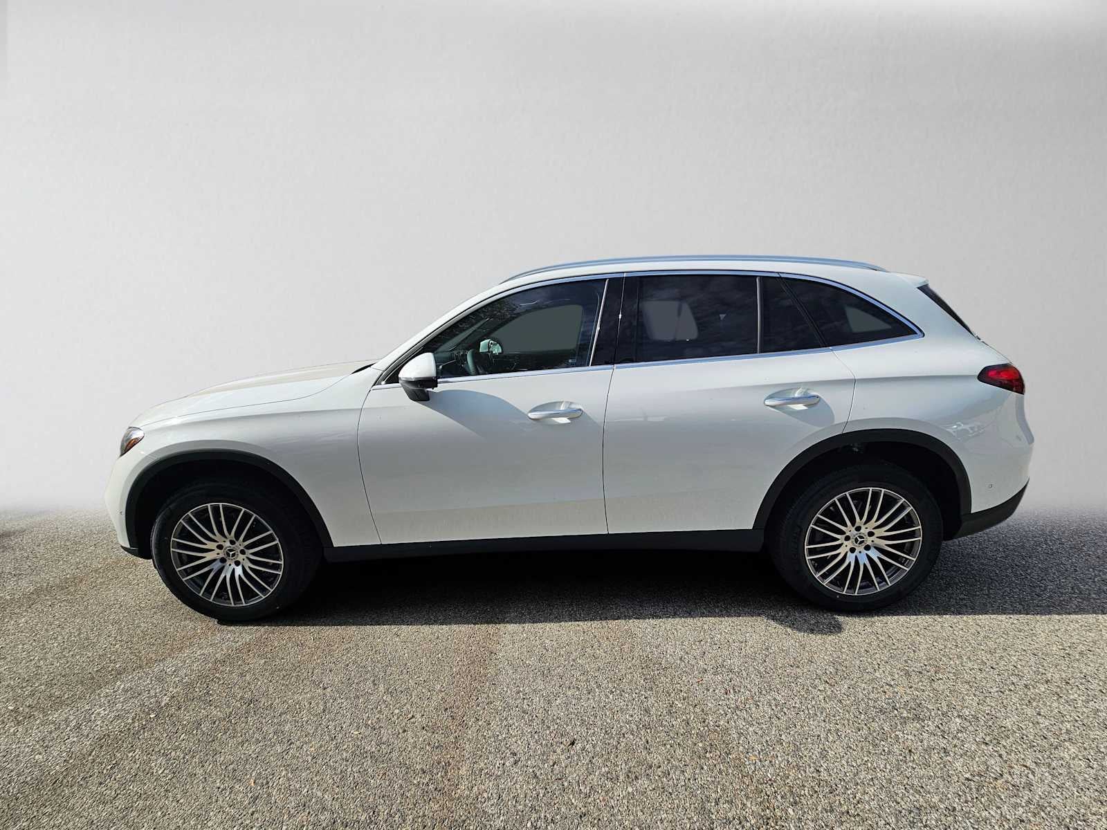 2027 Mercedes-Benz GLC 300 SUV