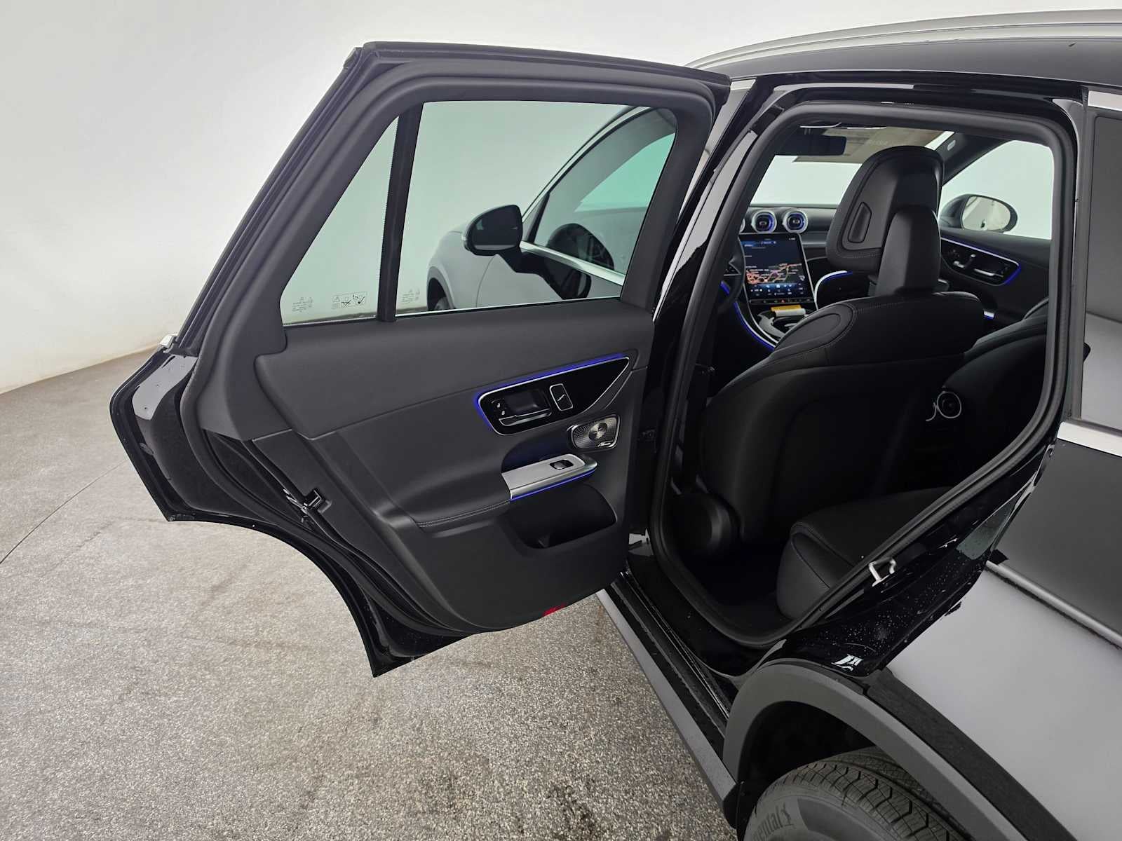2027 Mercedes-Benz GLC 300 SUV