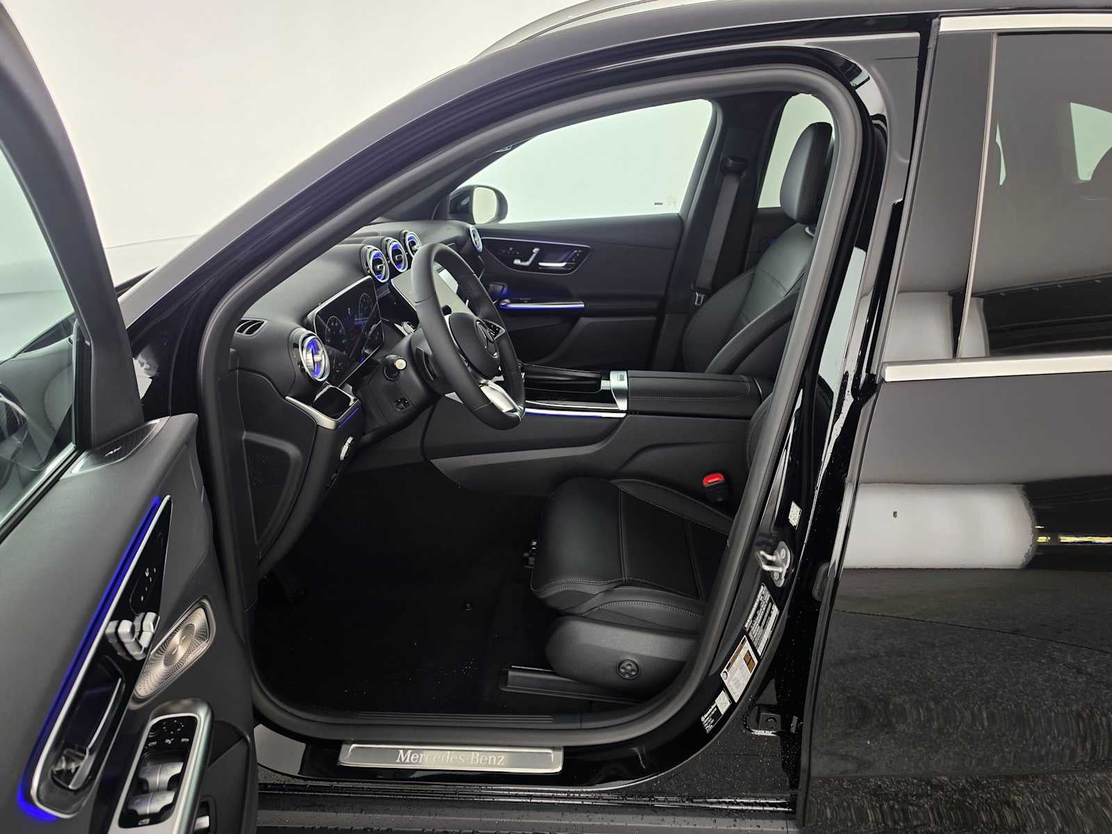 2027 Mercedes-Benz GLC 300 SUV