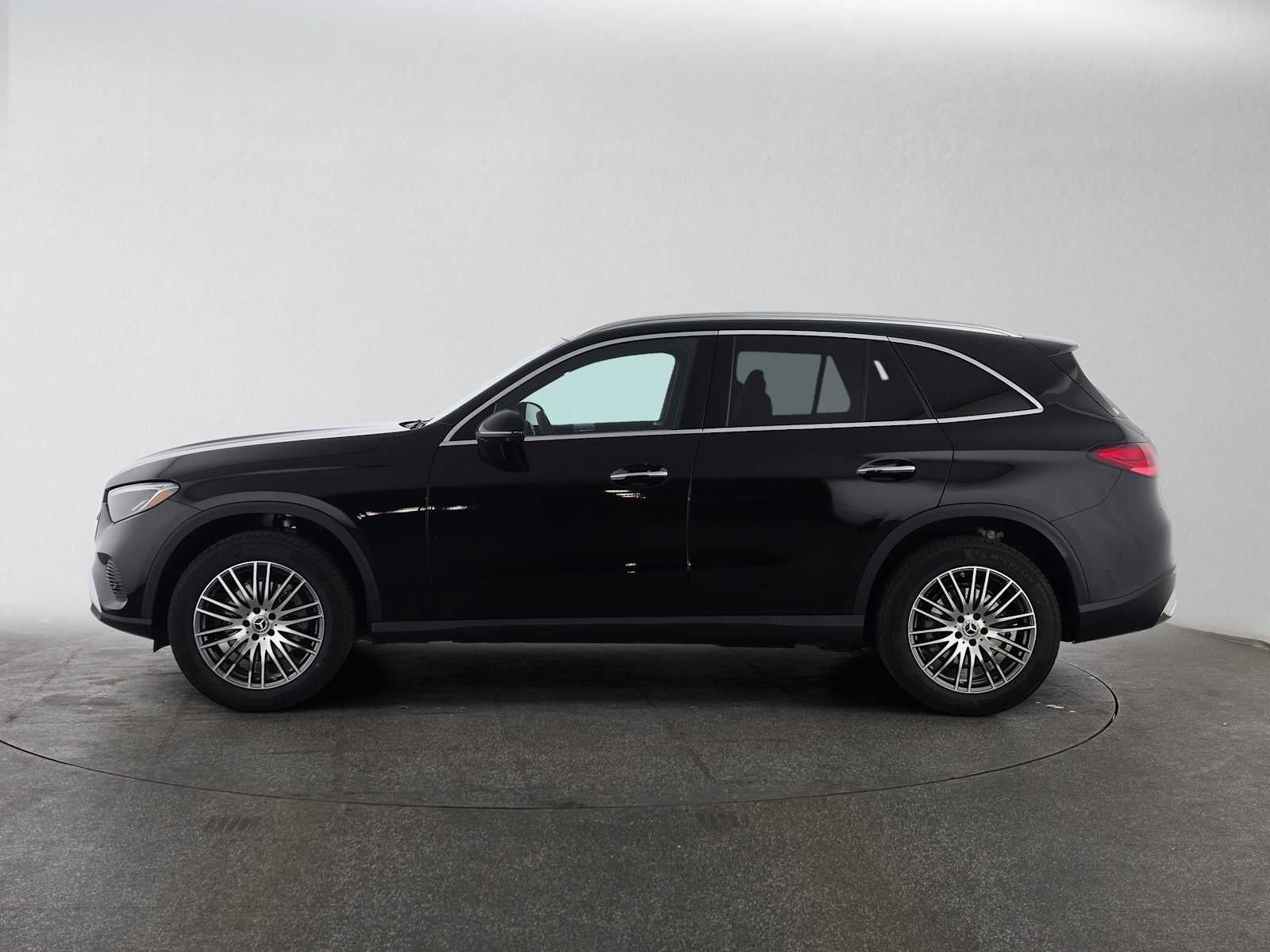 2027 Mercedes-Benz GLC 300 SUV