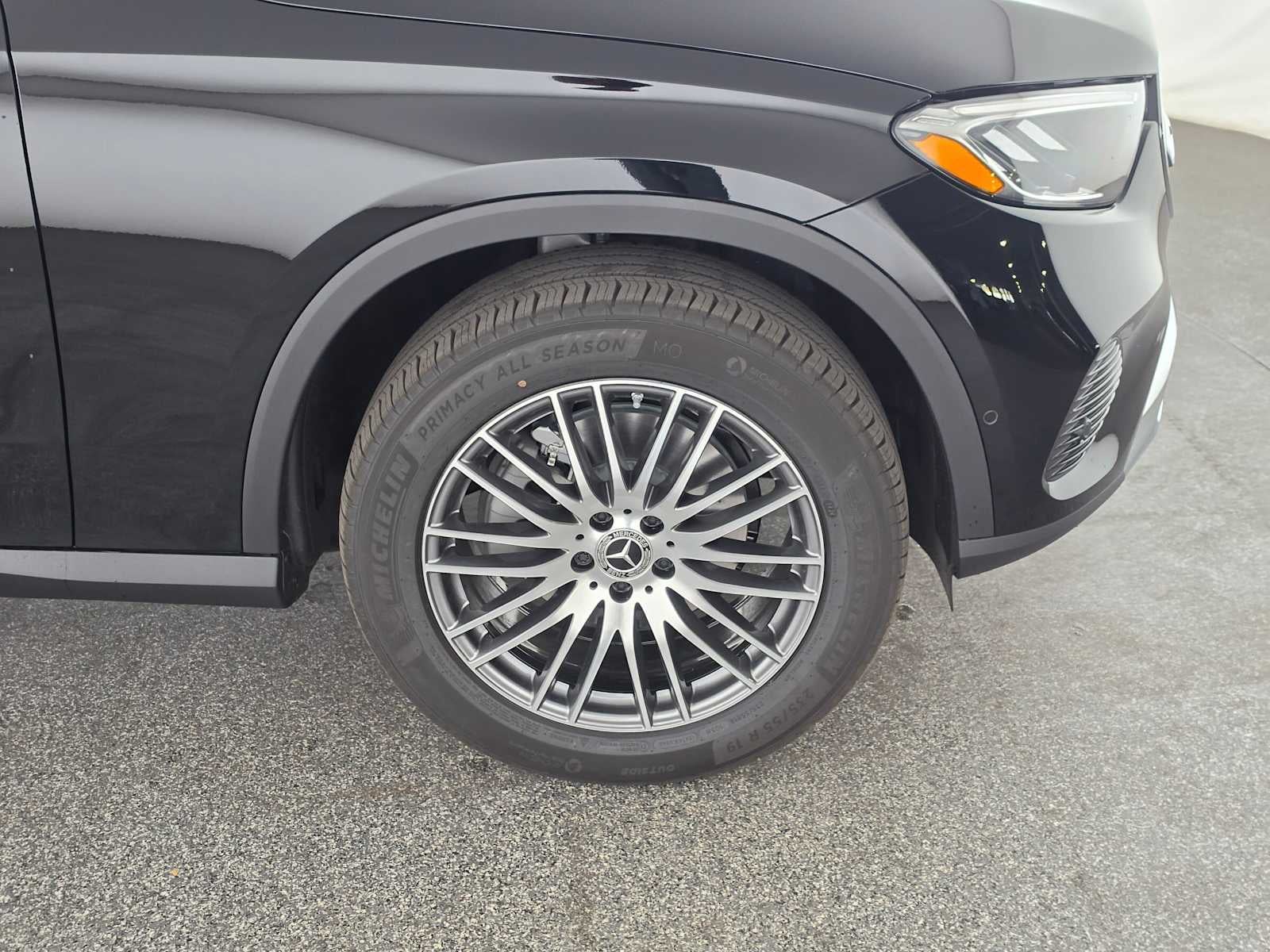 2027 Mercedes-Benz GLC 300 SUV
