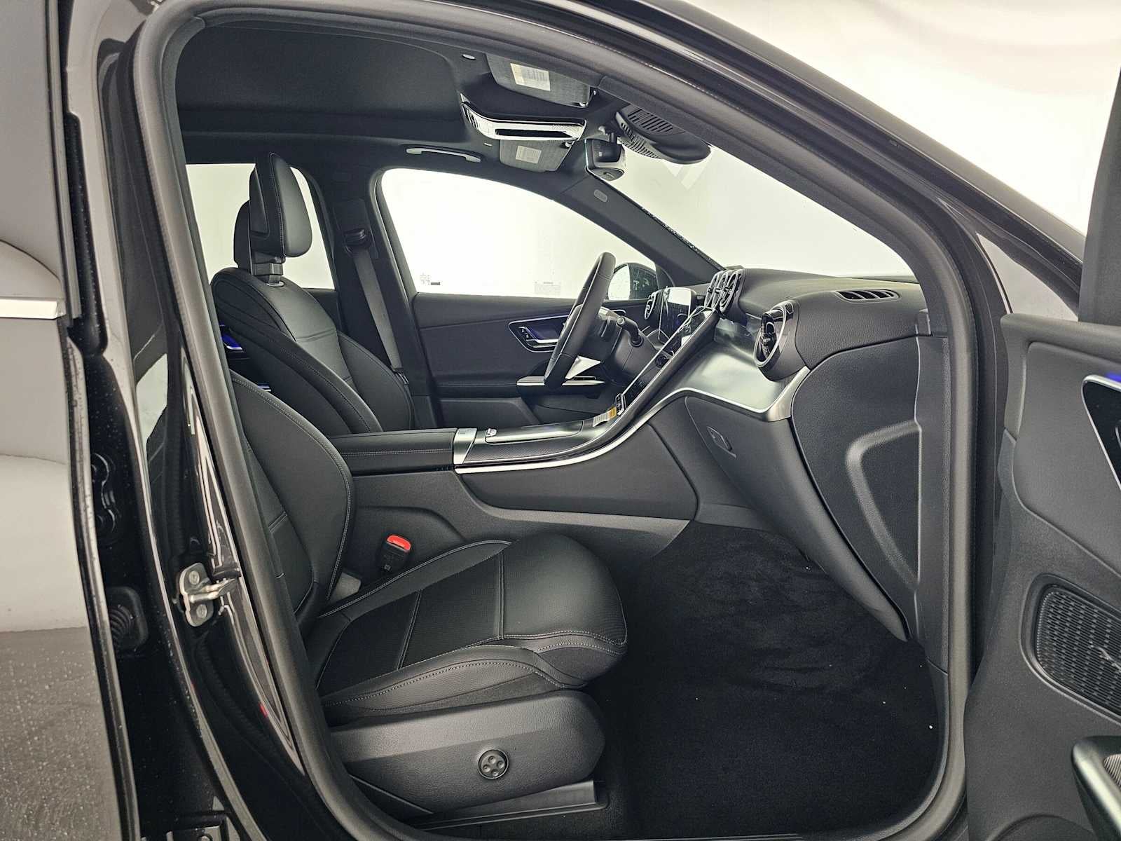 2027 Mercedes-Benz GLC 300 SUV