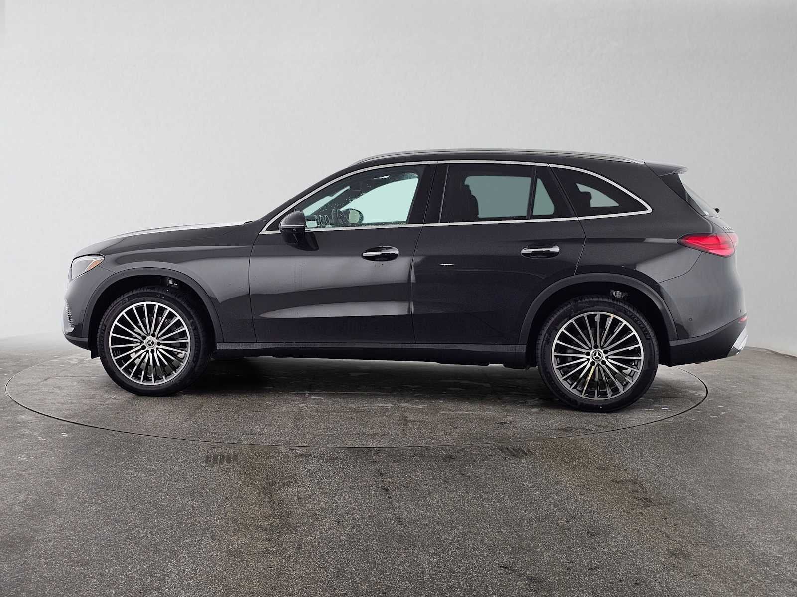 2027 Mercedes-Benz GLC 300 SUV